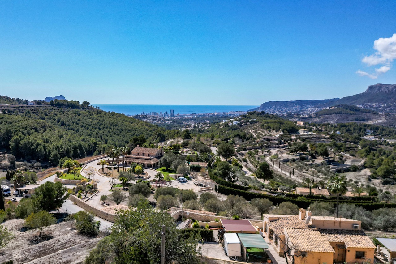 Fully Renovated Finca with Sea Views and Pool for Sale in Benissa