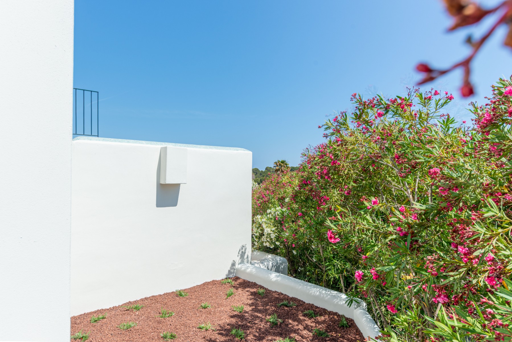 Moraira Property for Sale: Stylish Ibizan Villa Close to El Portet Beach