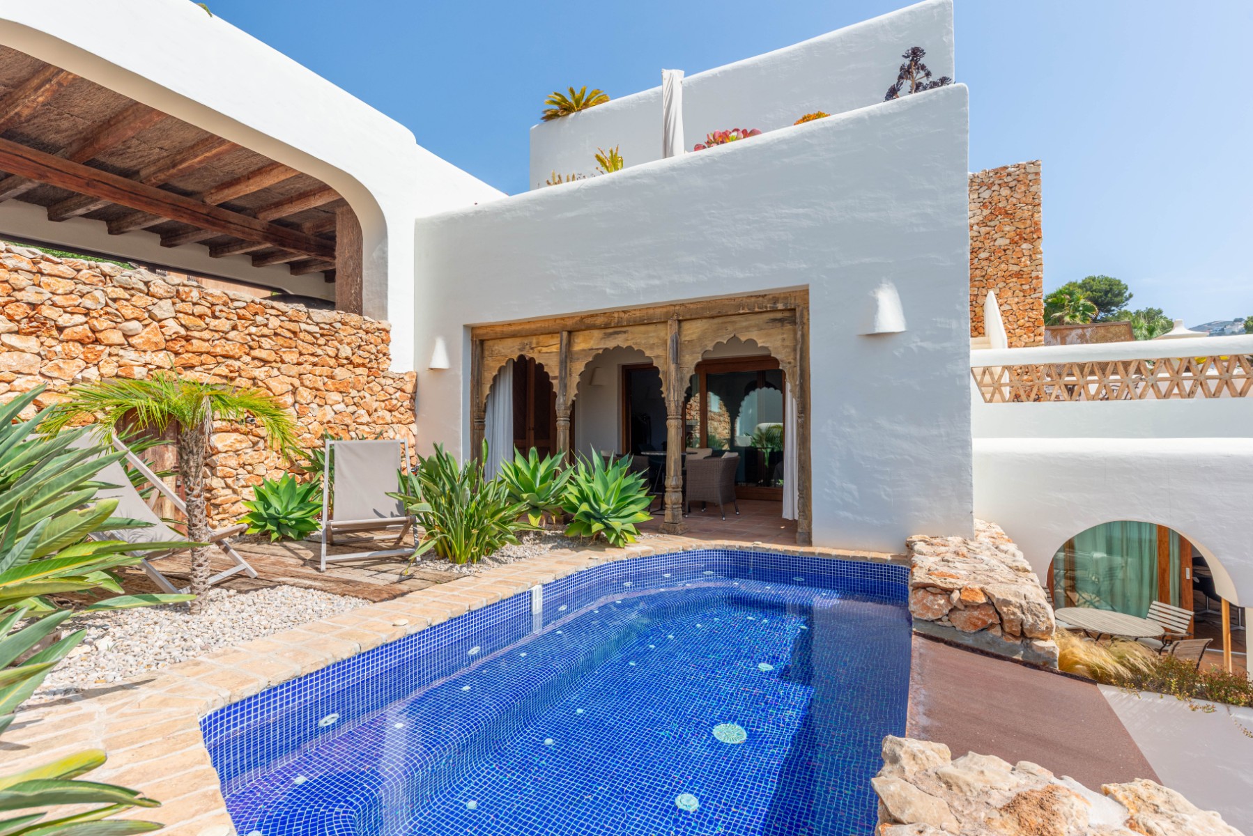 Moraira Property for Sale: Stylish Ibizan Villa Close to El Portet Beach