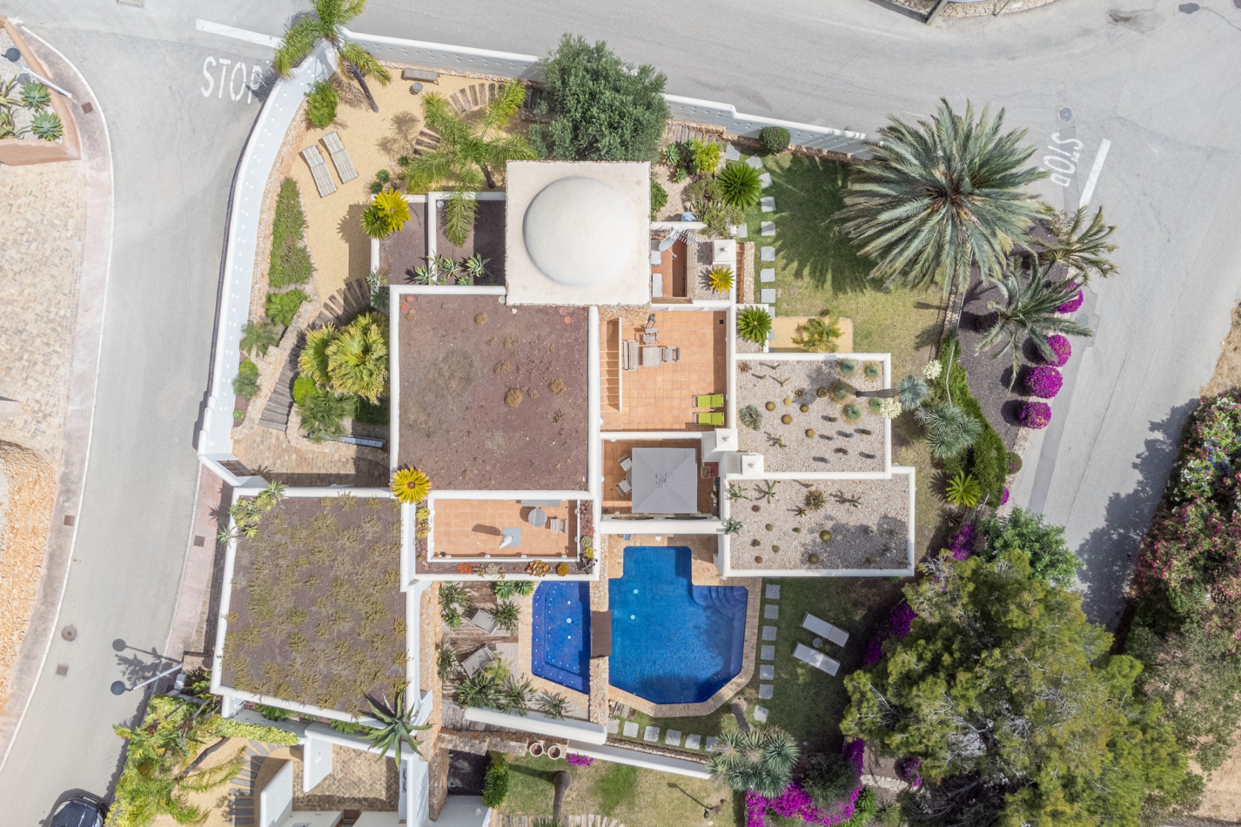 Moraira Property for Sale: Stylish Ibizan Villa Close to El Portet Beach