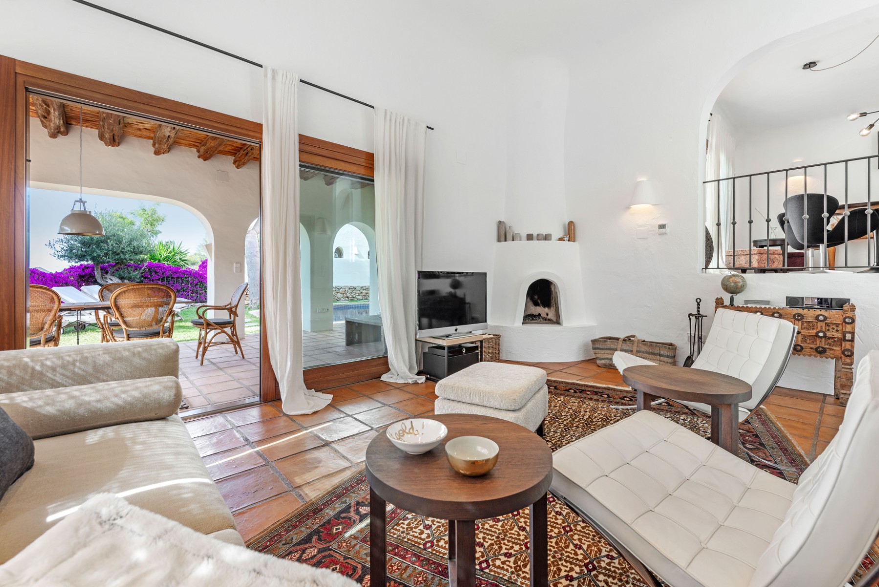 Moraira Property for Sale: Stylish Ibizan Villa Close to El Portet Beach