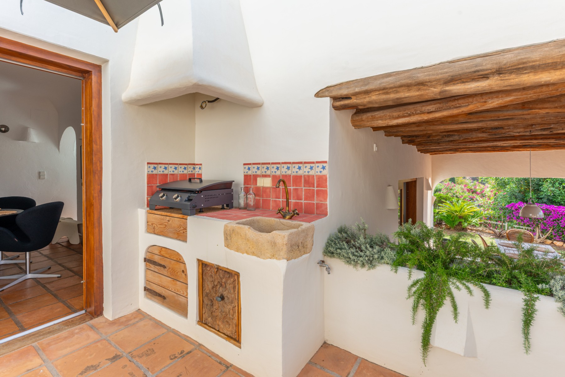 Moraira Property for Sale: Stylish Ibizan Villa Close to El Portet Beach