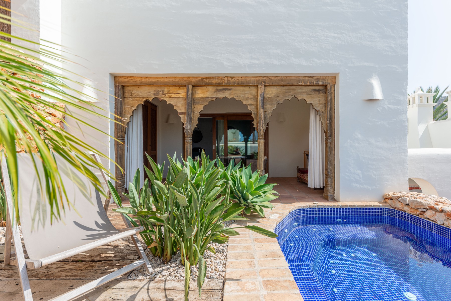 Moraira Property for Sale: Stylish Ibizan Villa Close to El Portet Beach