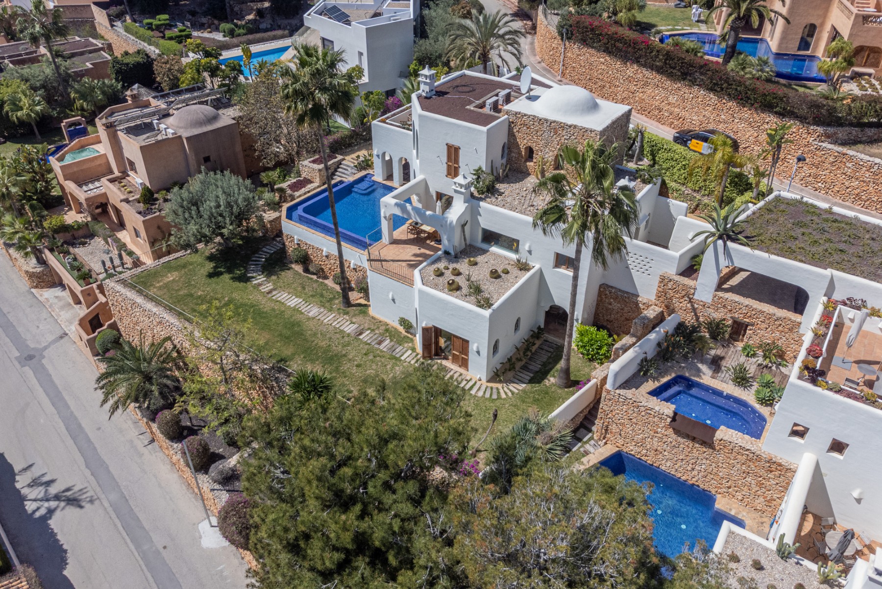 Ibiza-style villa in El Portet, Moraira completely renovated (2024)