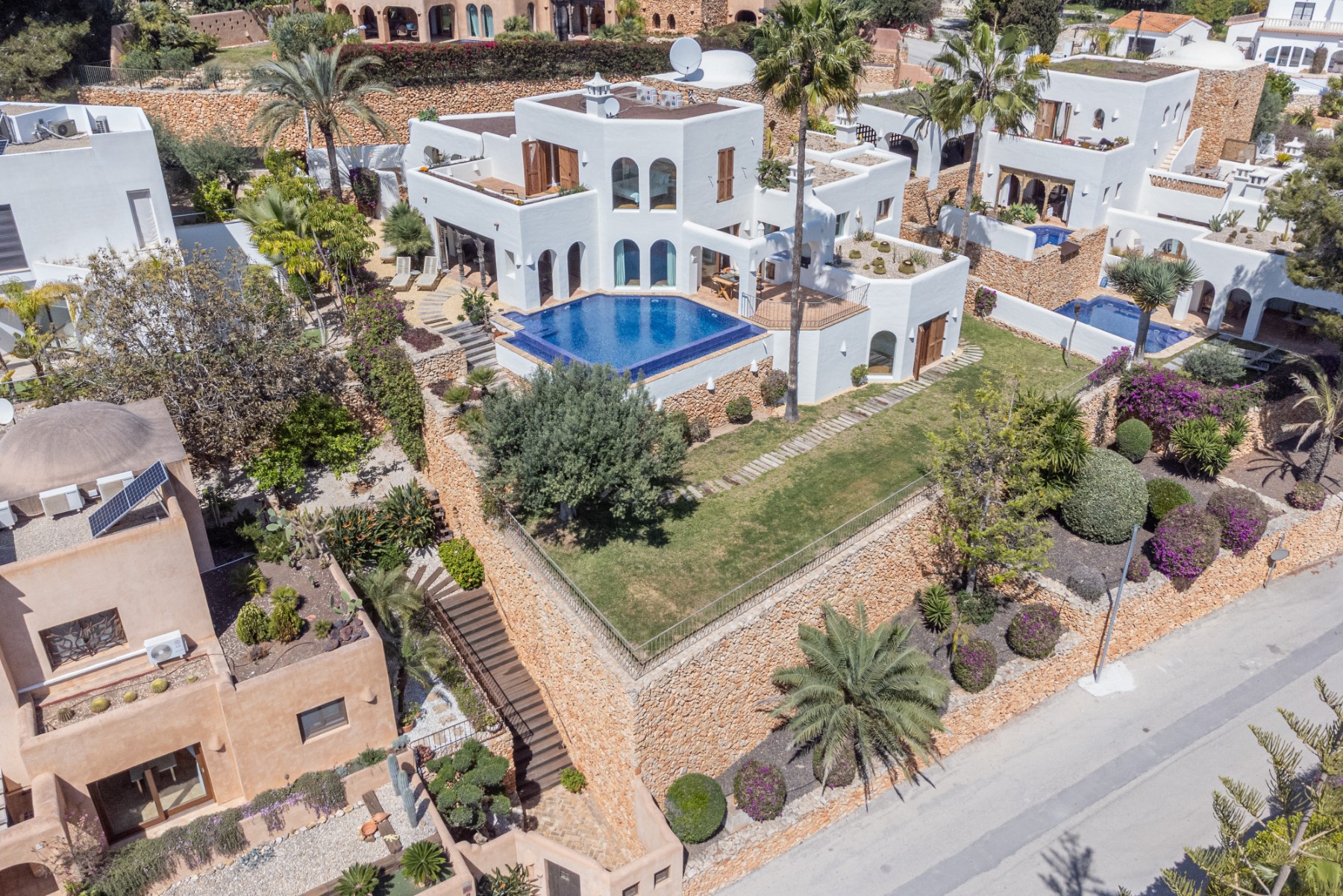 Ibiza-style villa in El Portet, Moraira completely renovated (2024)
