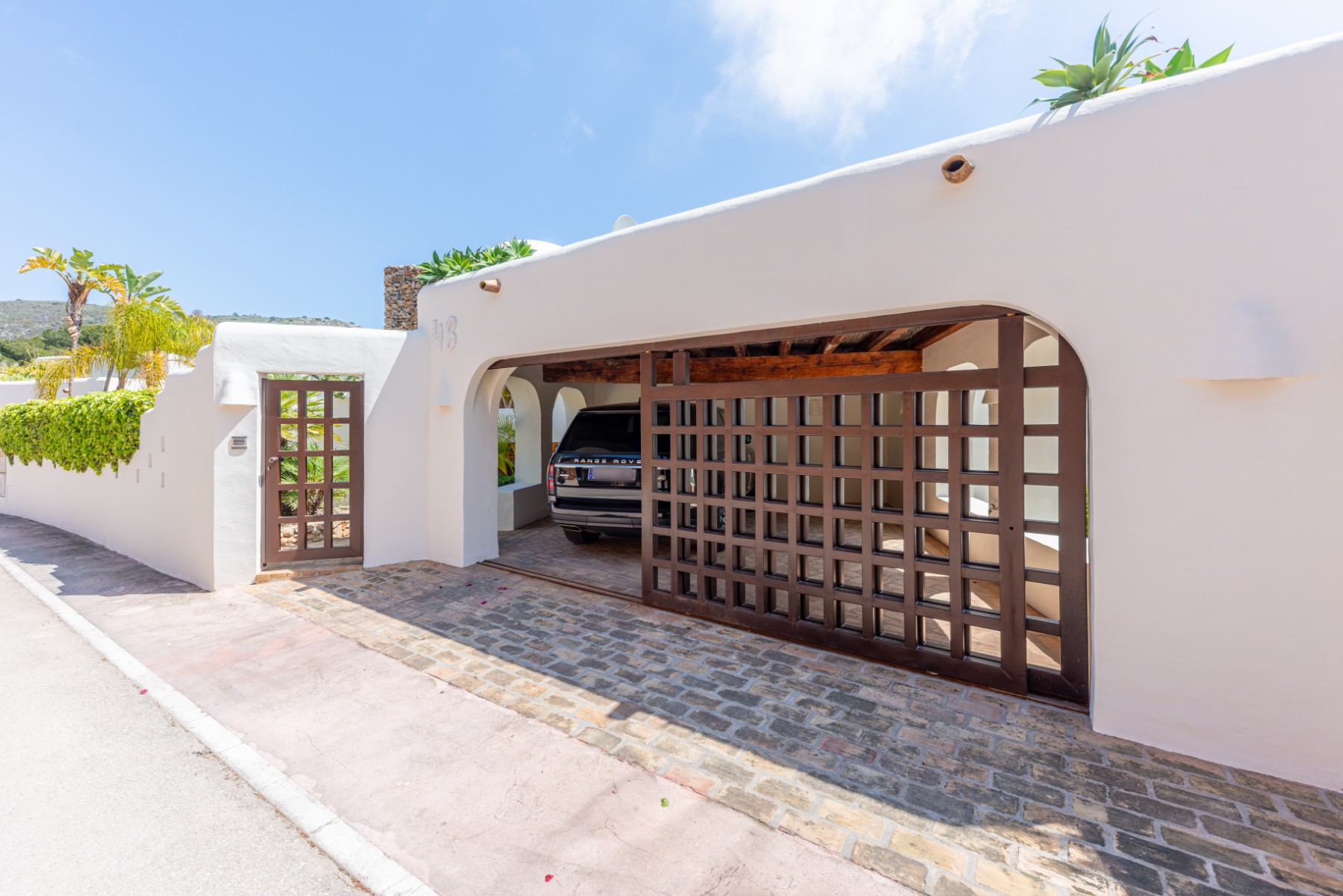 Ibiza-style villa in El Portet, Moraira completely renovated (2024)