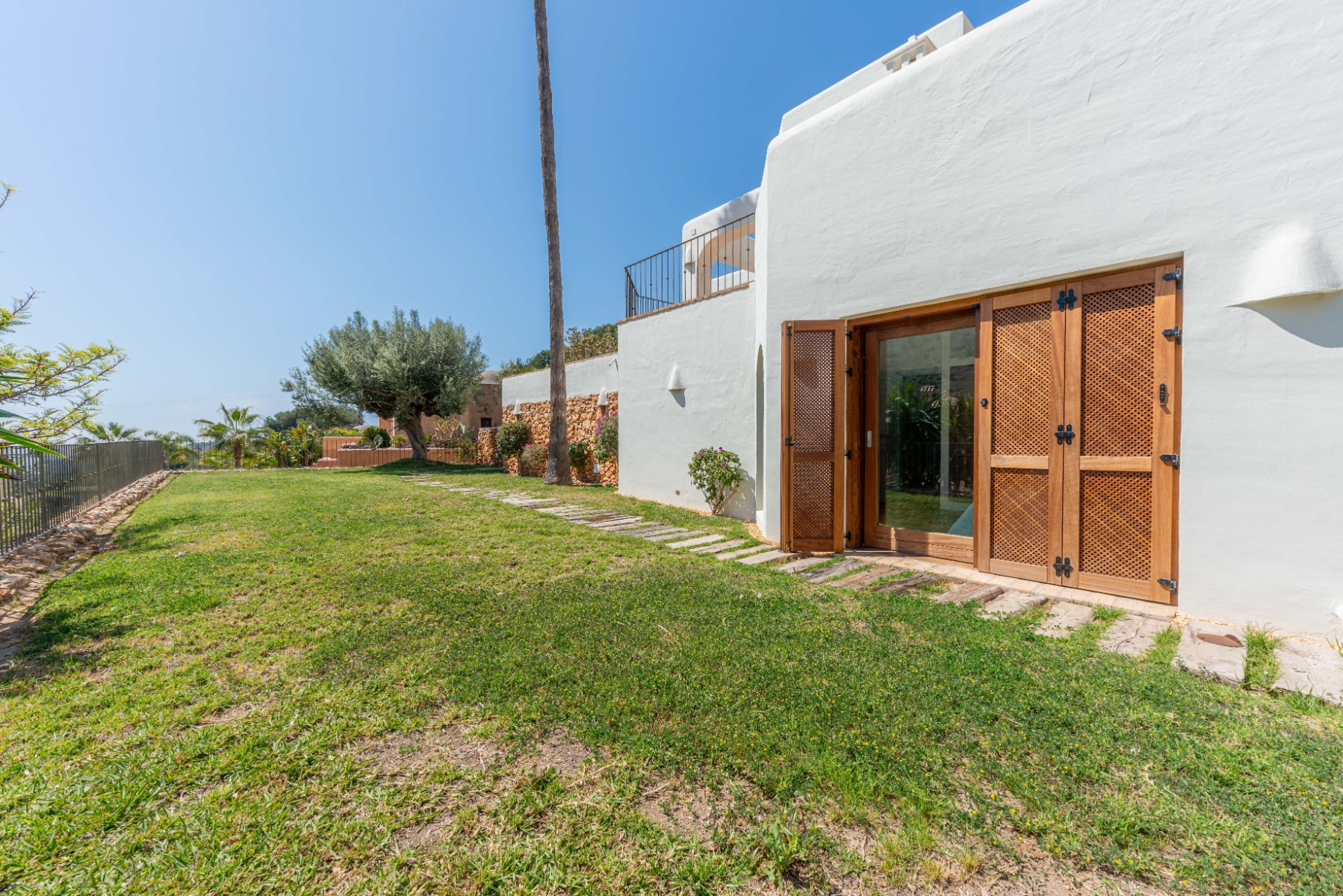 Ibiza-style villa in El Portet, Moraira completely renovated (2024)