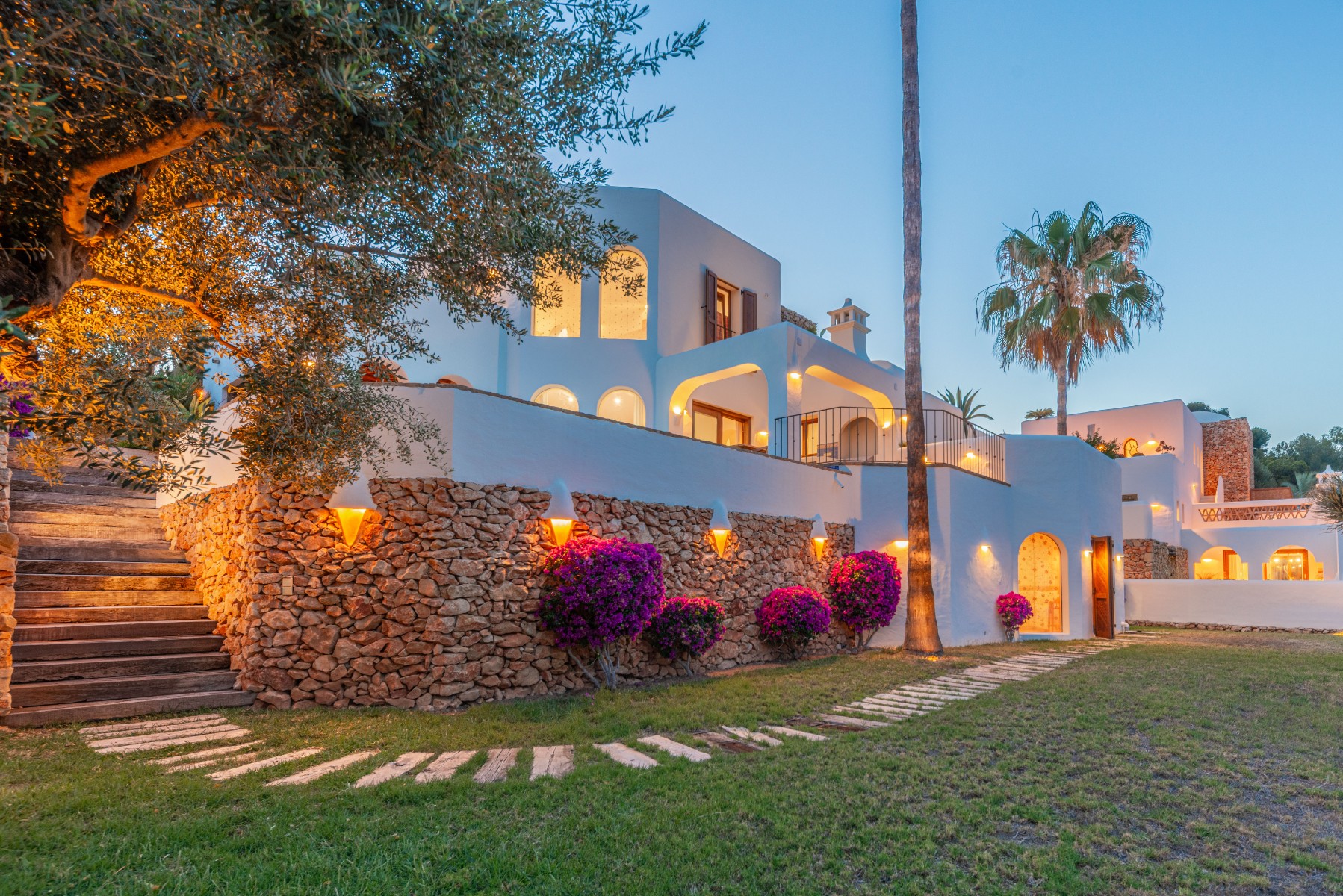 Ibiza-style villa in El Portet, Moraira completely renovated (2024)