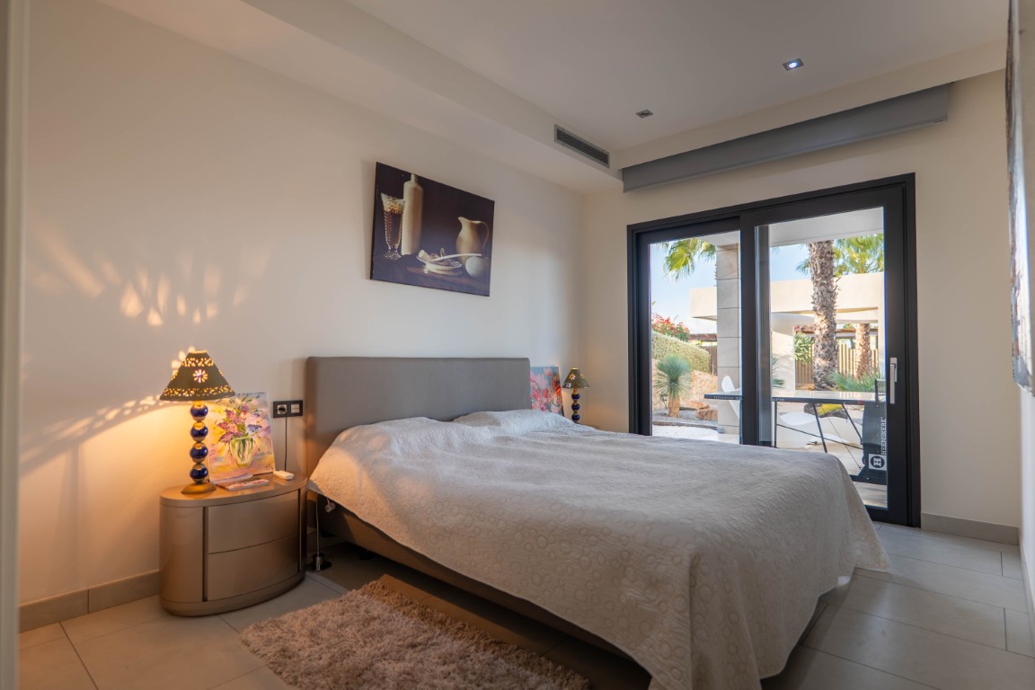 Luxe Vrijstaande Villa Te Koop in Javea met Uitzicht op de Montgó
