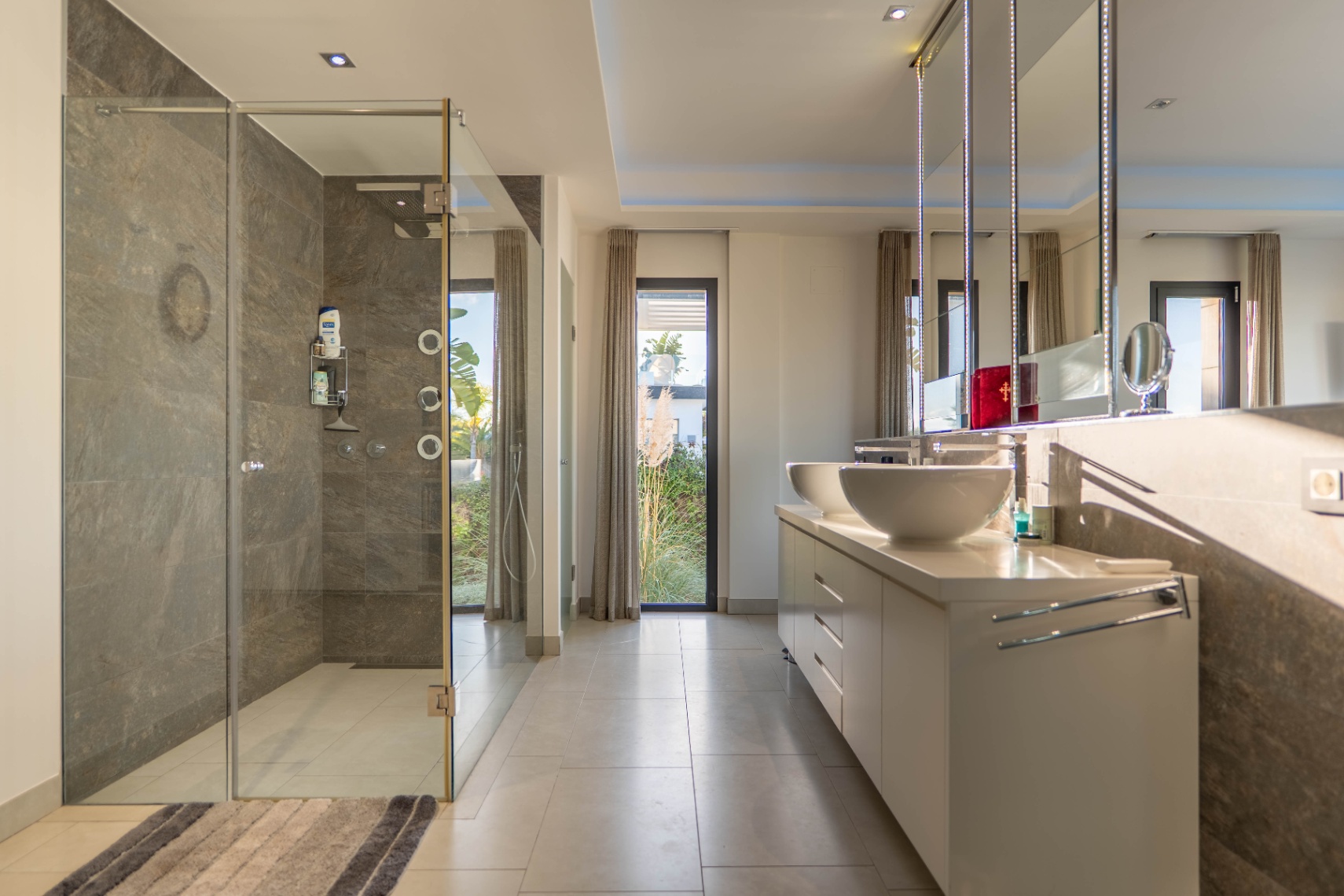 Luxe Vrijstaande Villa Te Koop in Javea met Uitzicht op de Montgó