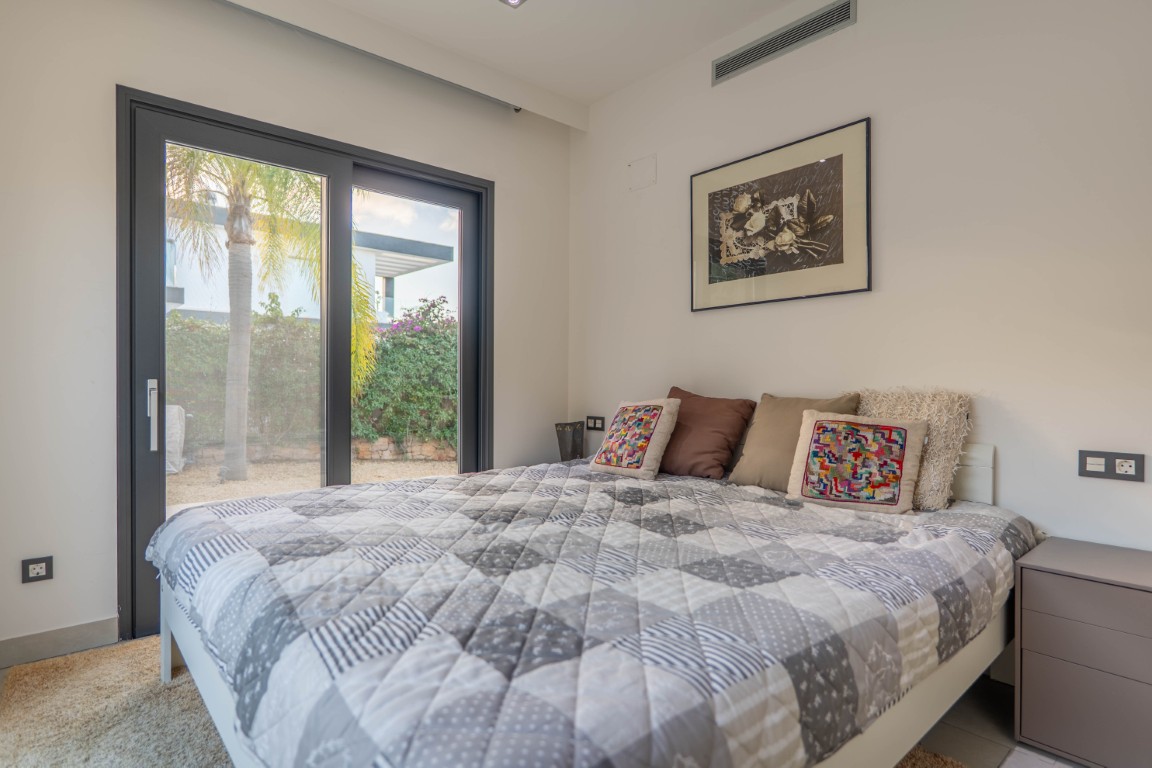 Luxe Vrijstaande Villa Te Koop in Javea met Uitzicht op de Montgó