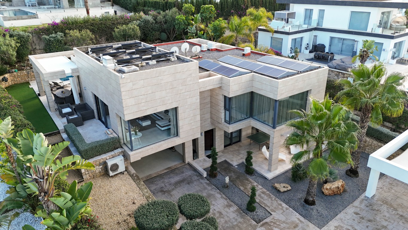 Luxe Vrijstaande Villa Te Koop in Javea met Uitzicht op de Montgó