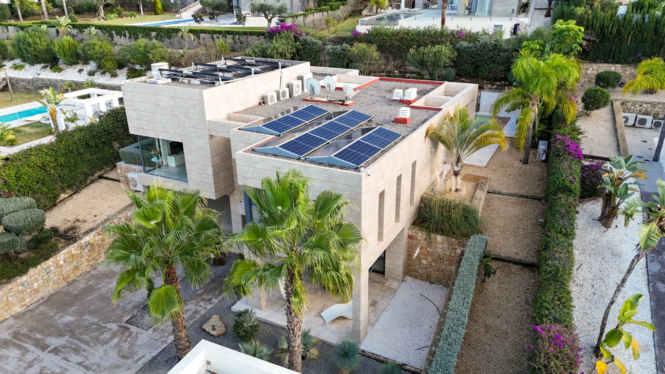 Luxe Vrijstaande Villa Te Koop in Javea met Uitzicht op de Montgó