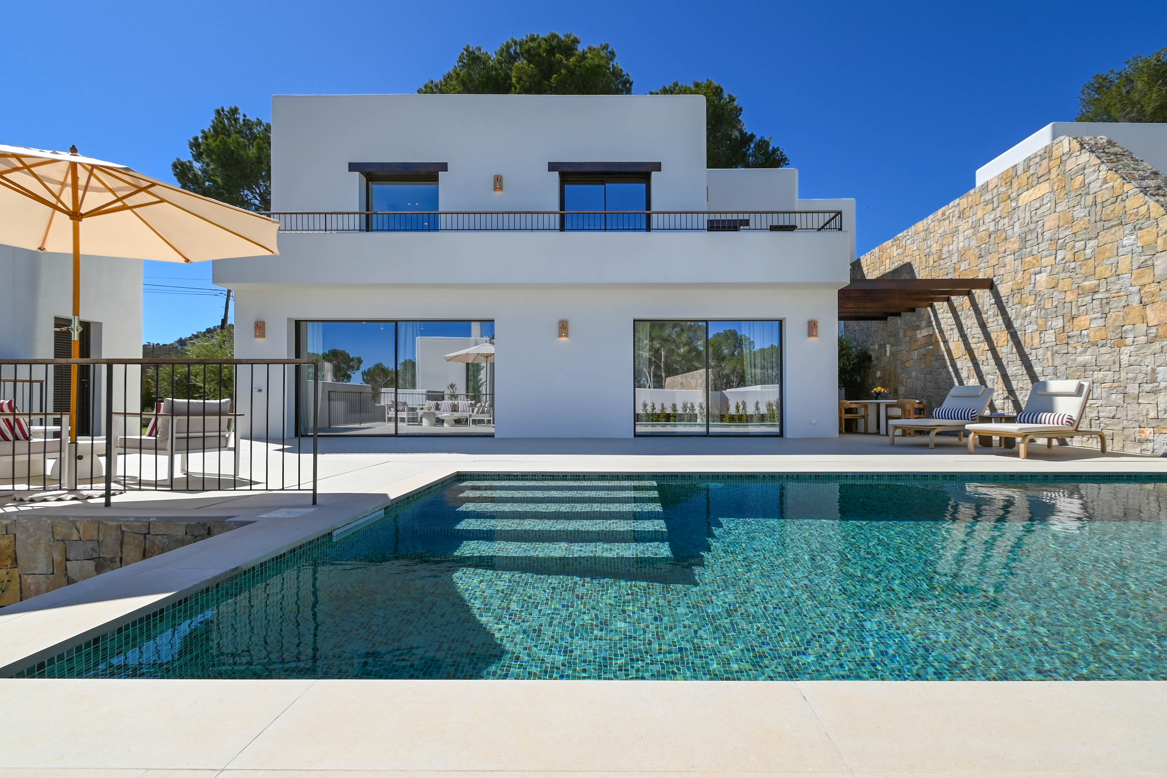 Exclusive New Build Villas in Moraira