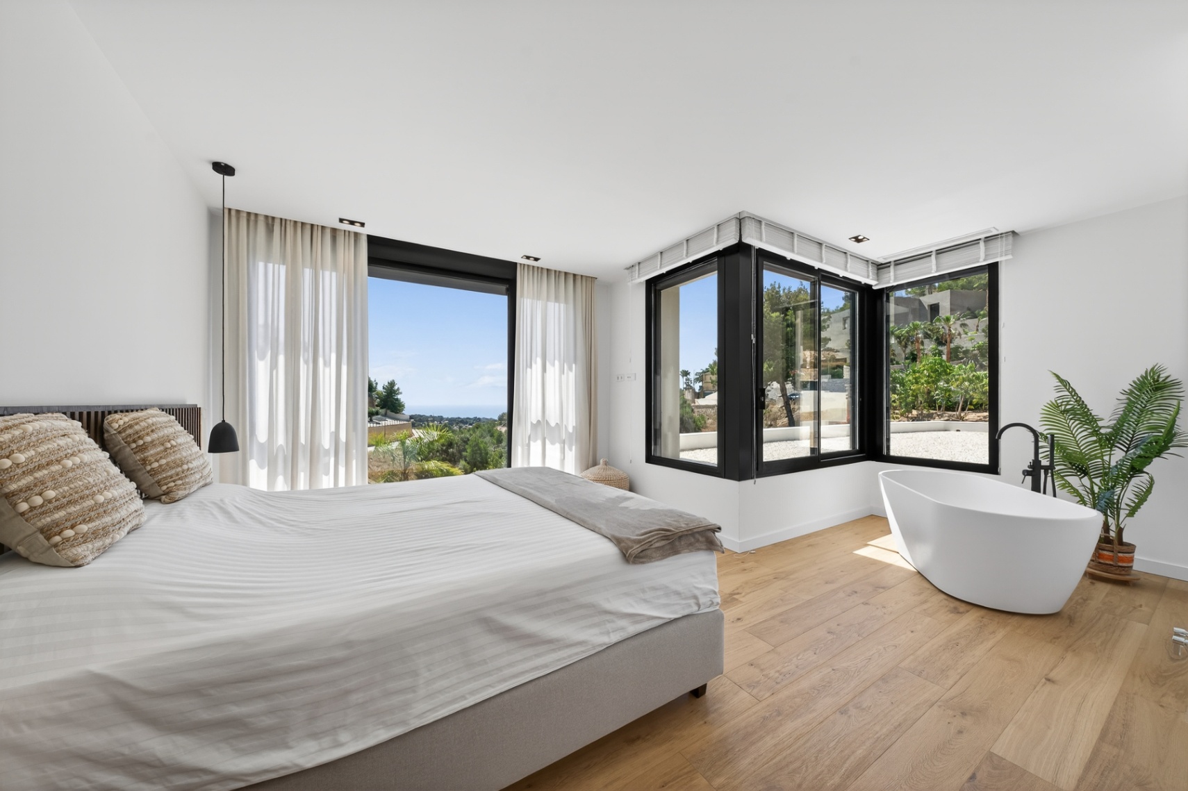 12719DR - Luxury villa with panoramic sea views in Raco de Galeno, Benissa