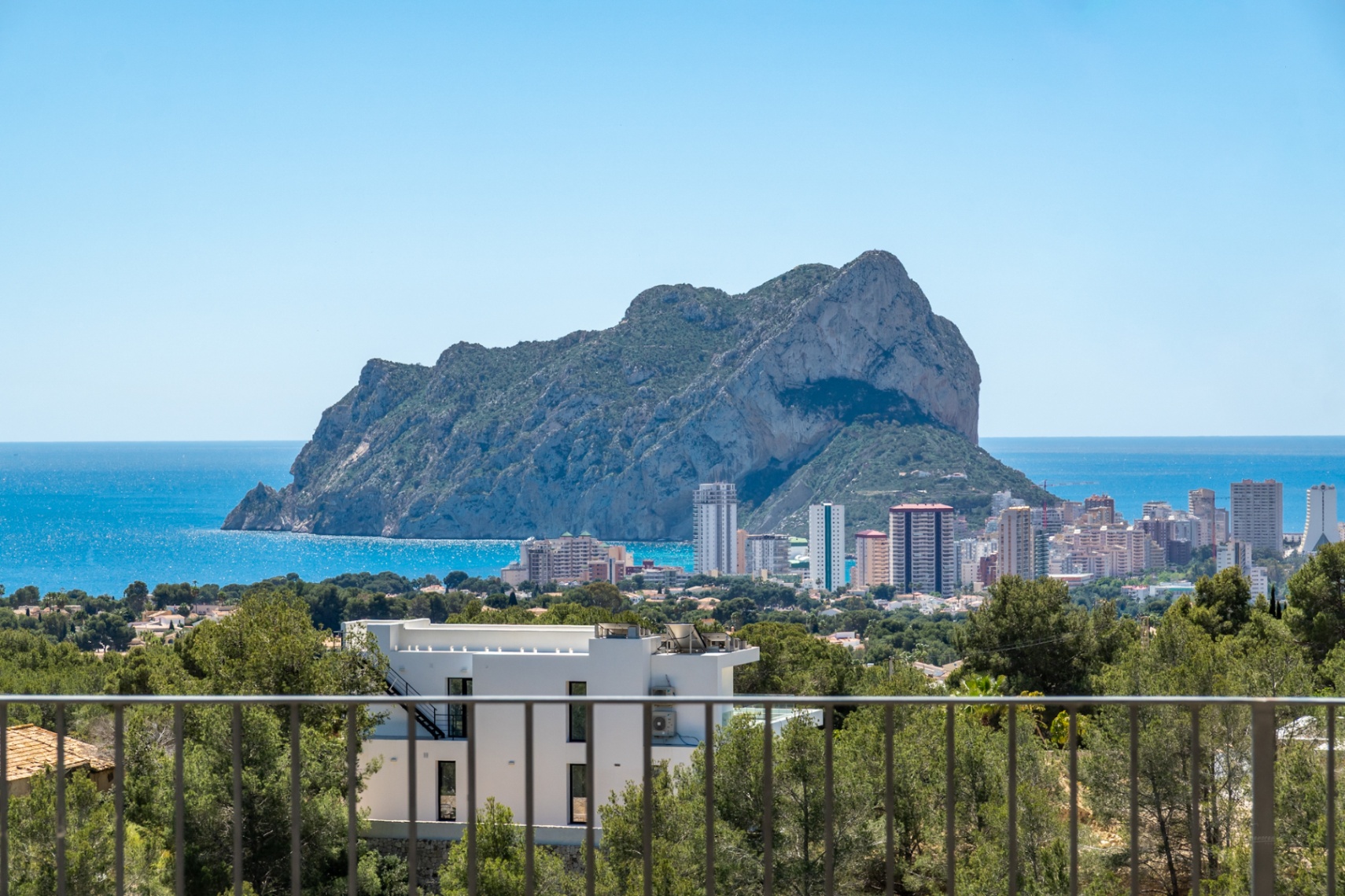 Exclusive villa with panoramic sea views in Raco de Galeno, Benissa