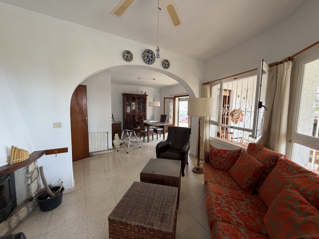 Charming villa with sea view in Moraira