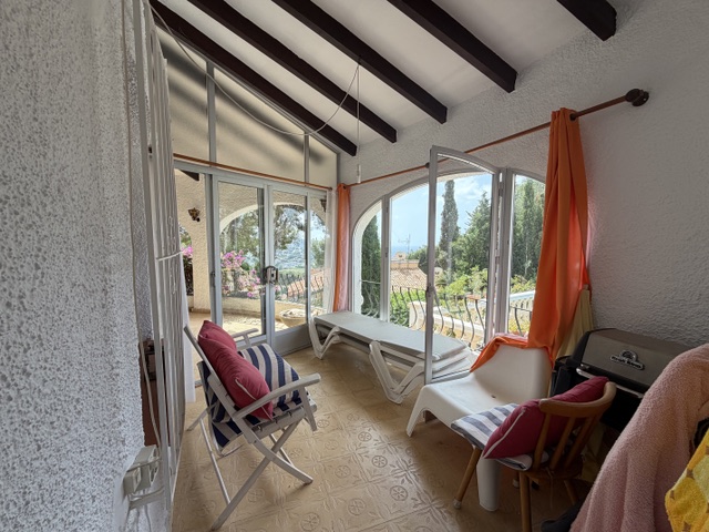 Charming villa with sea view in Moraira