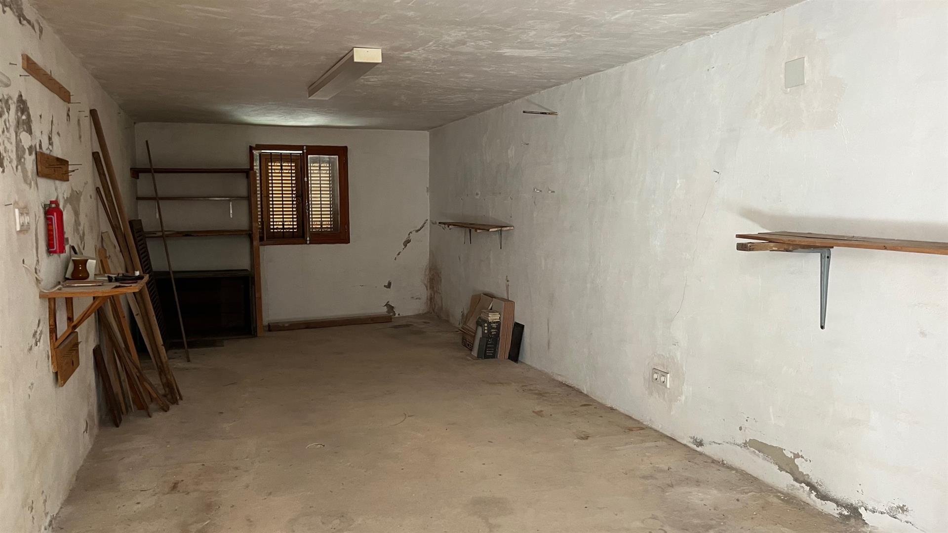Authentic Mediterranean villa with ample opportunities in a prime location in Benissa Costa.