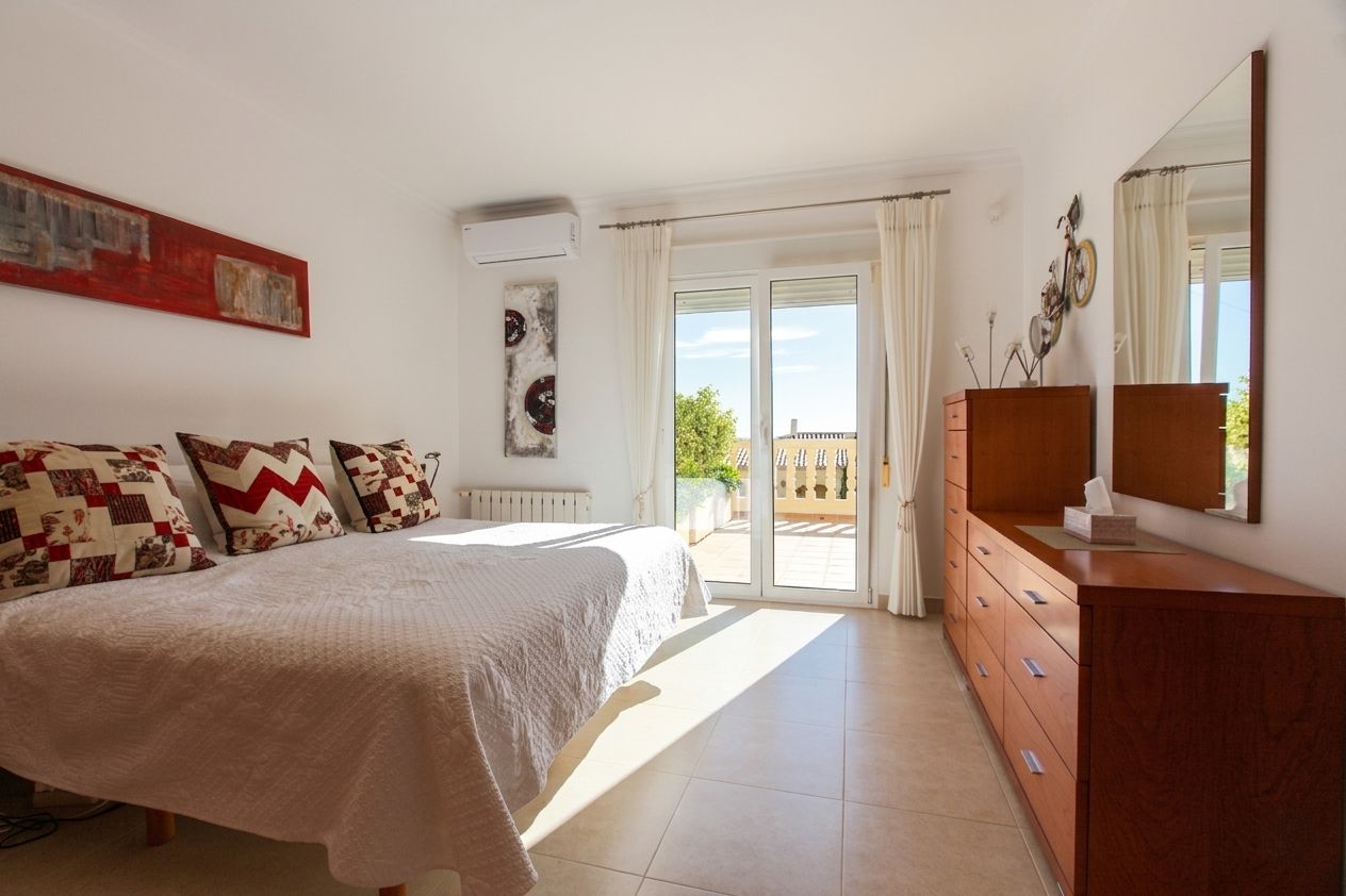 12728NS - Villa with panoramic sea views and one of the most beautiful views of Calpe.