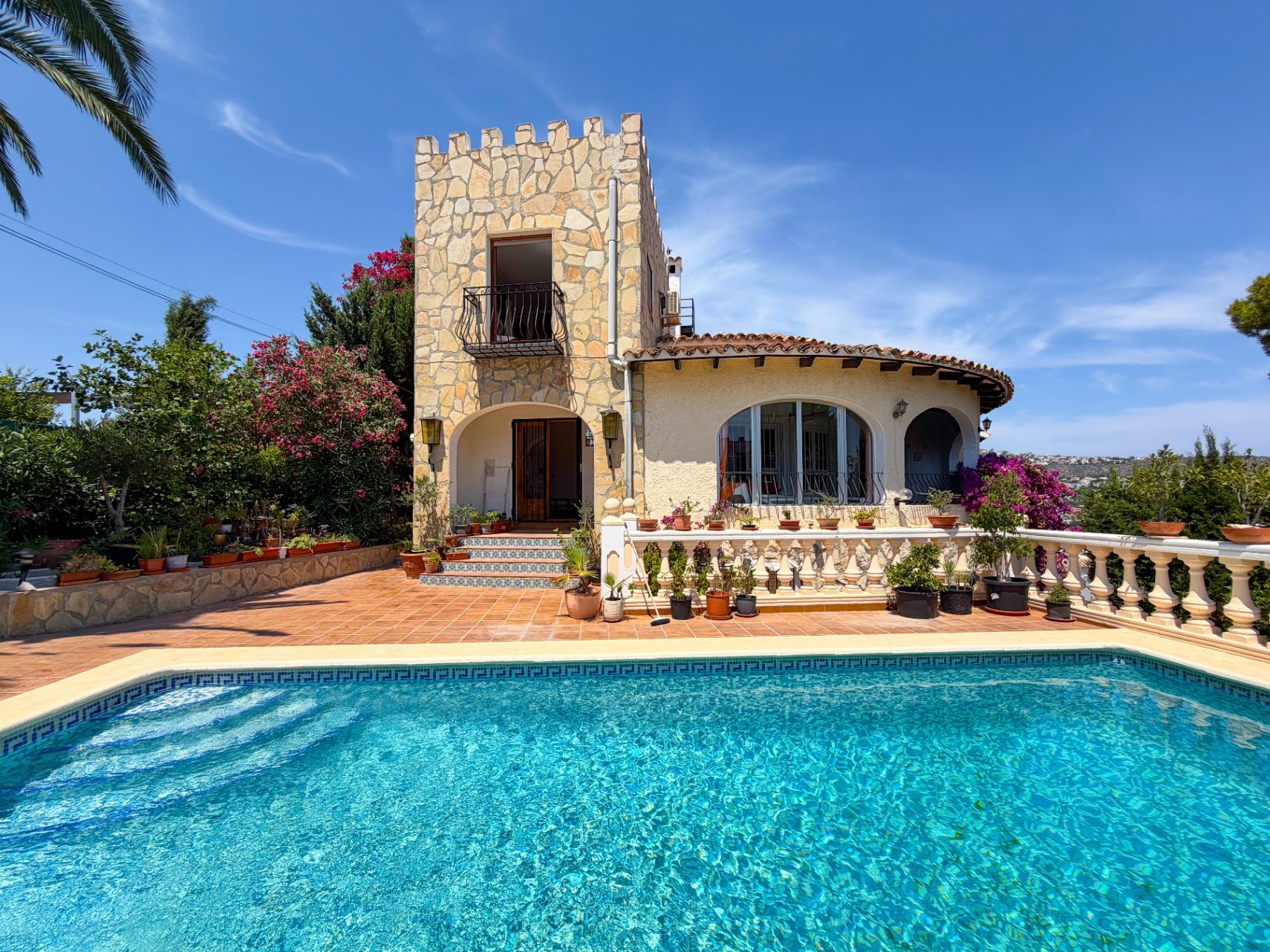 12725DR - Villa with Sea Views and Views of the Peñón de Ifach in Moraira