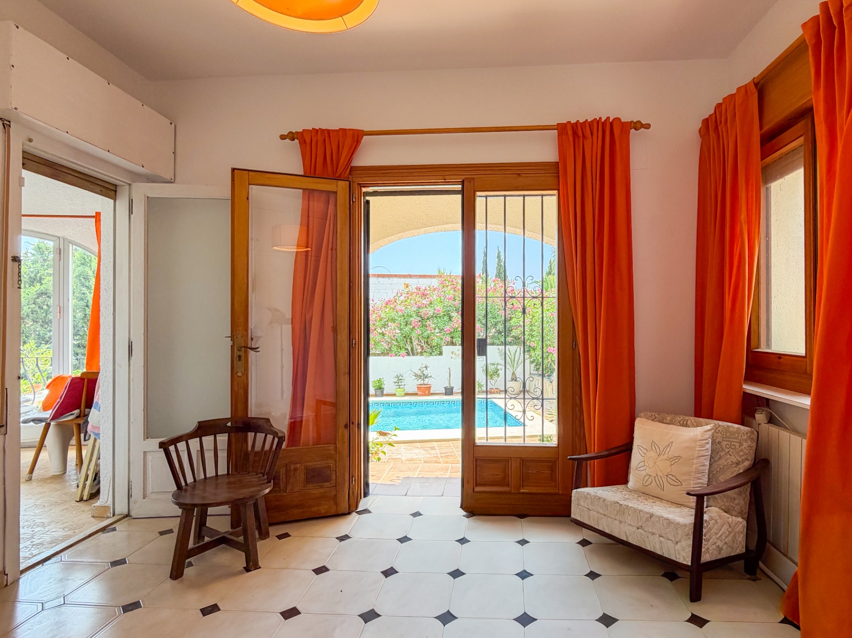 12725DR - Villa with Sea Views and Views of the Peñón de Ifach in Moraira