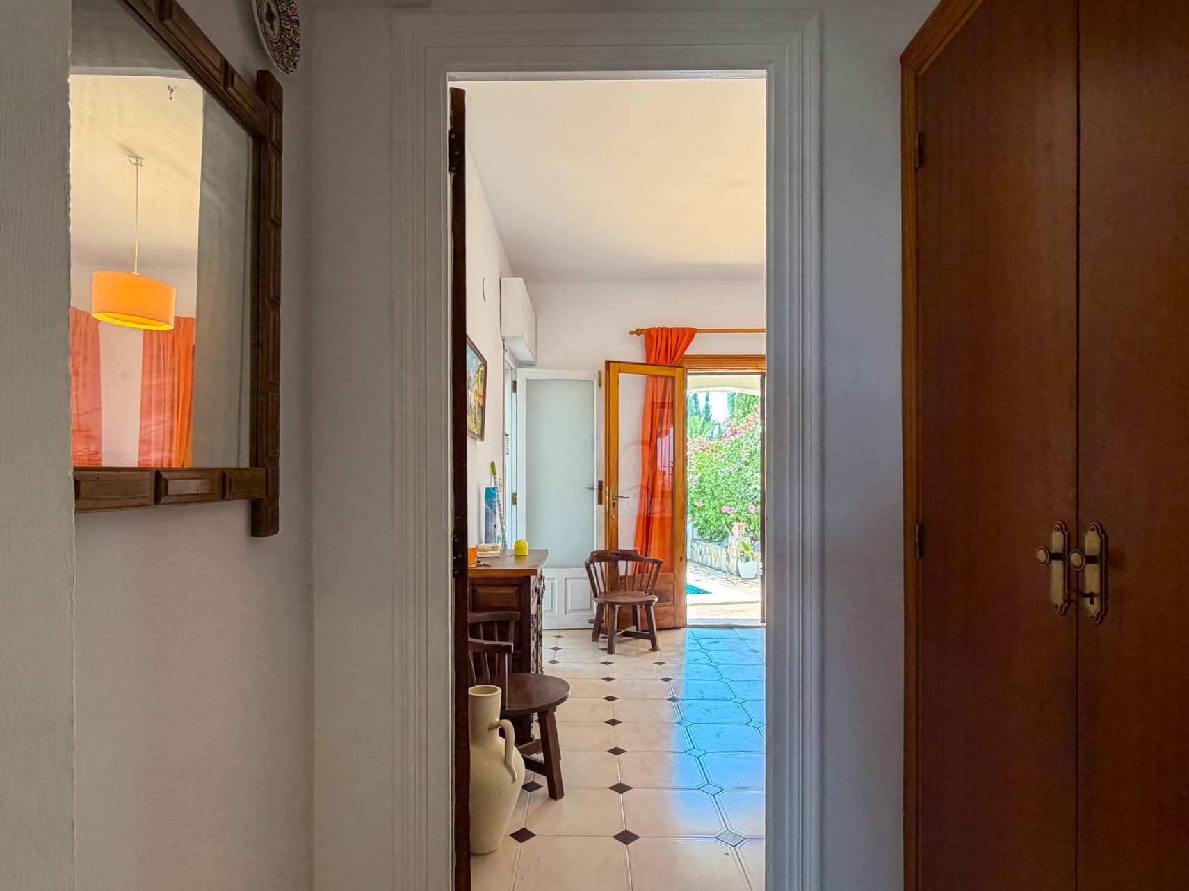 12725DR - Villa with Sea Views and Views of the Peñón de Ifach in Moraira