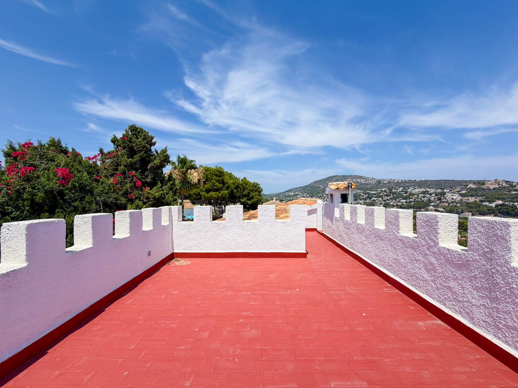 12725DR - Villa with Sea Views and Views of the Peñón de Ifach in Moraira