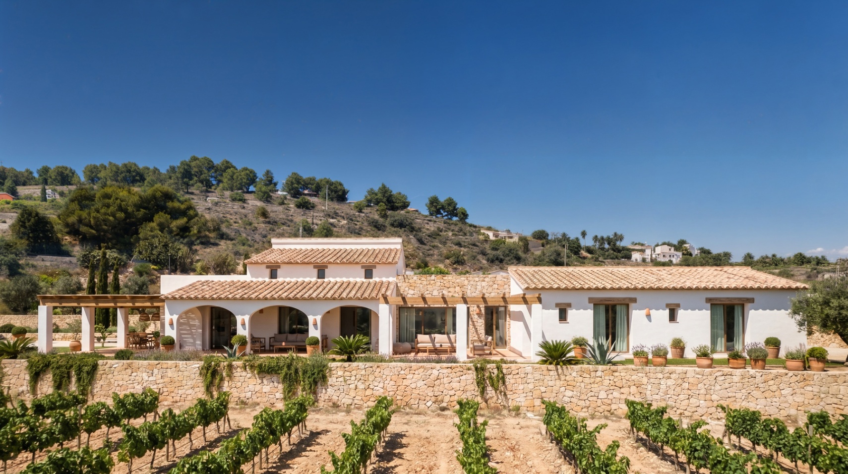 12729DA - Exclusive new build finca, surrounded by nature, with sea views and privacy in Moraira