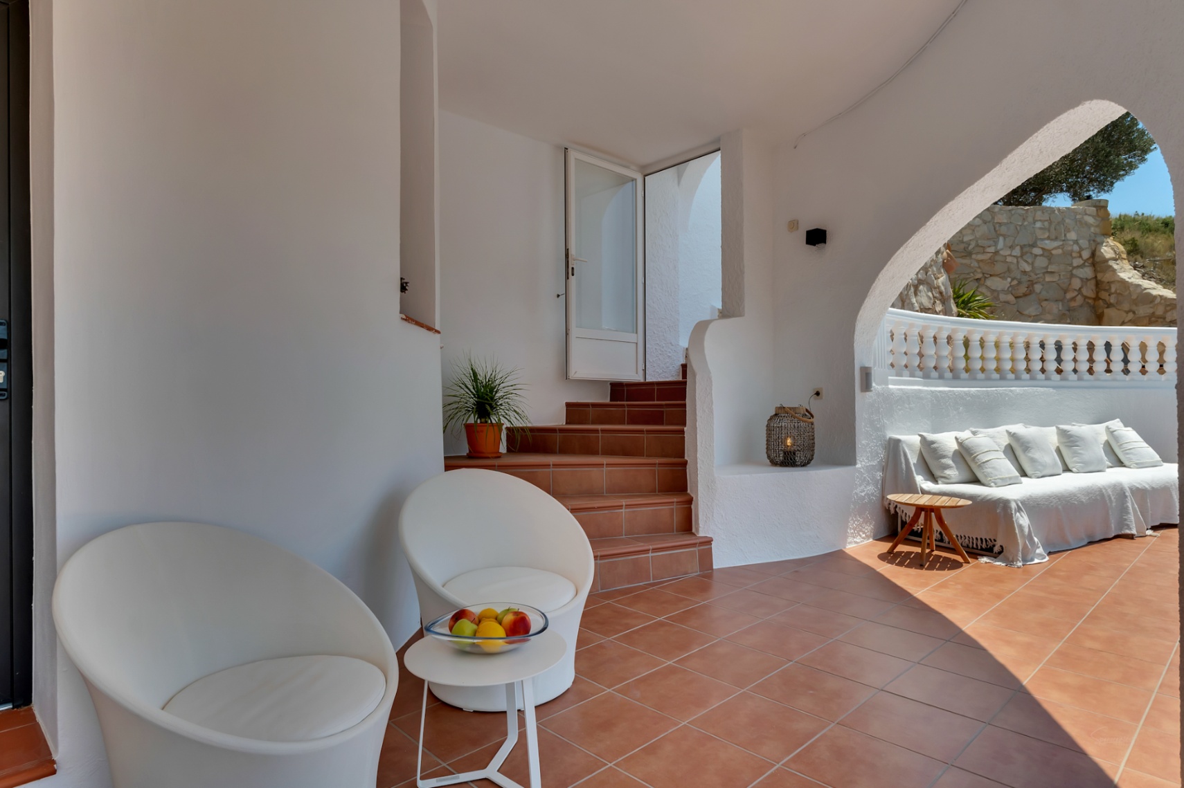 12717DR - Villa completamente renovada con vistas panorámicas al mar en El Portet.