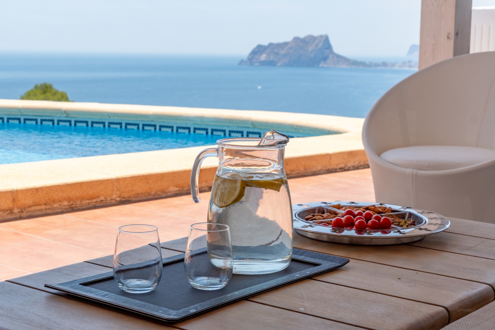 12717DR - Villa completamente renovada con vistas panorámicas al mar en El Portet.