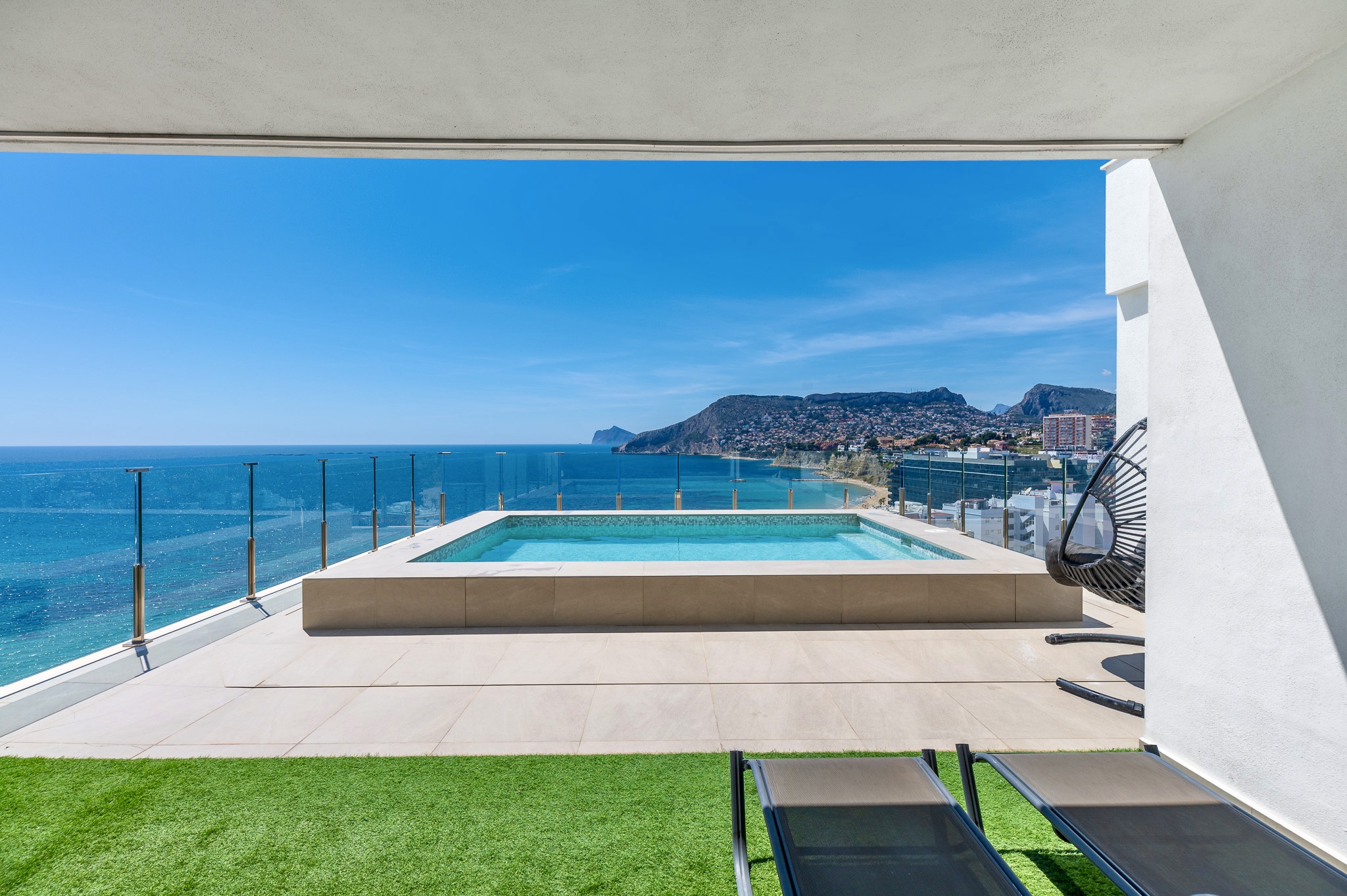 1434NS - Penthouse in Arenal, Calpe — Duplex mit Dachpool und Meerblick