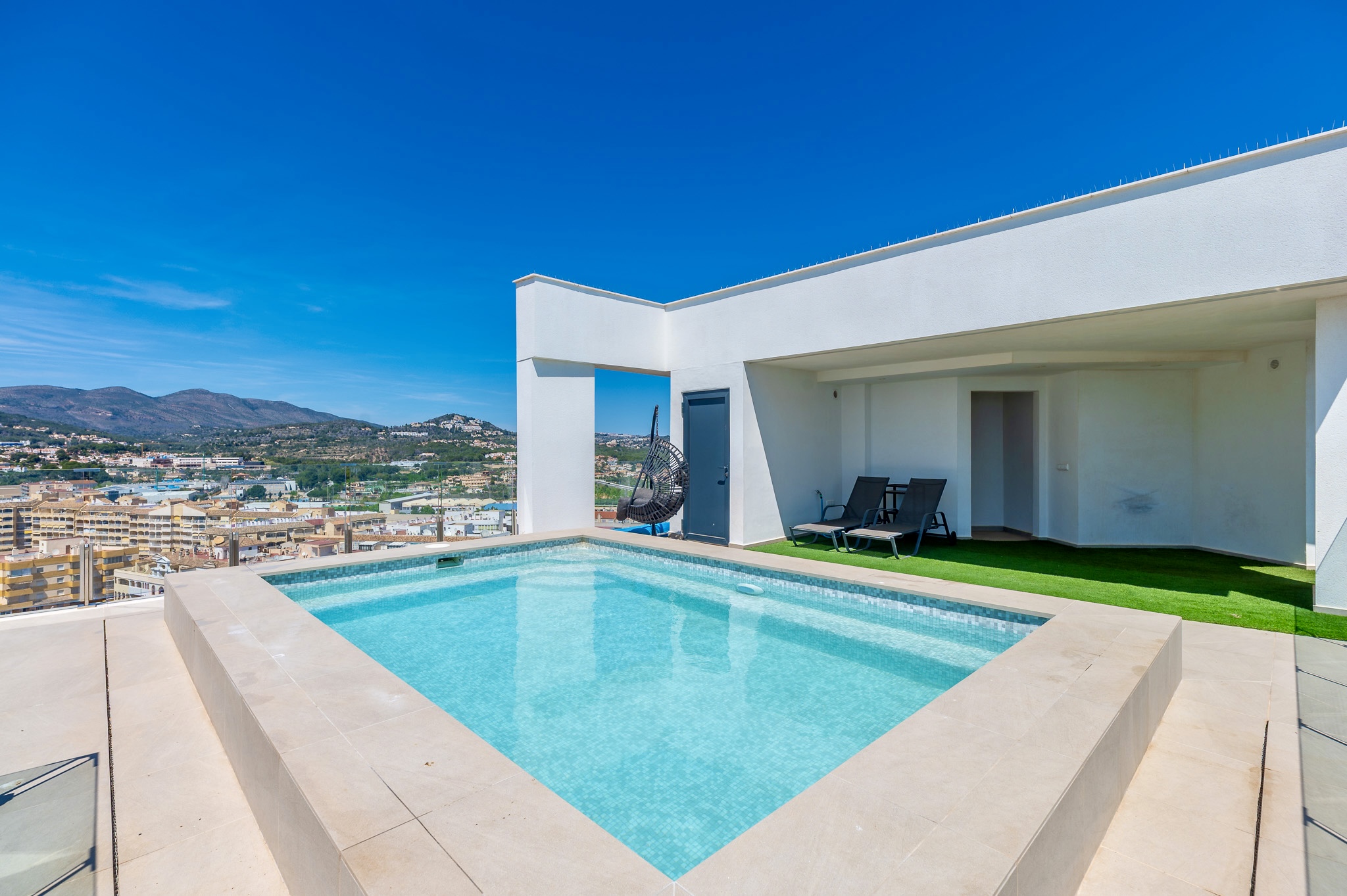 1434NS - Penthouse in Arenal, Calpe — Duplex mit Dachpool und Meerblick