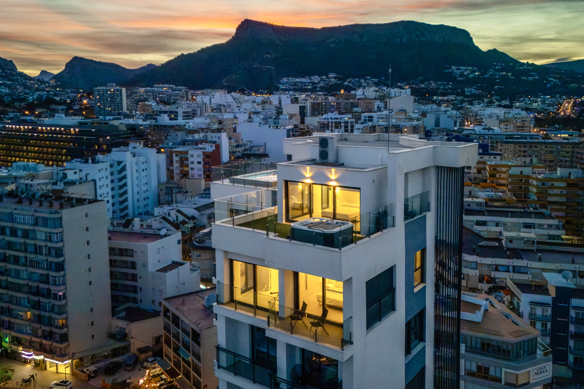 1434NS - Penthouse in Arenal, Calpe — Duplex mit Dachpool und Meerblick