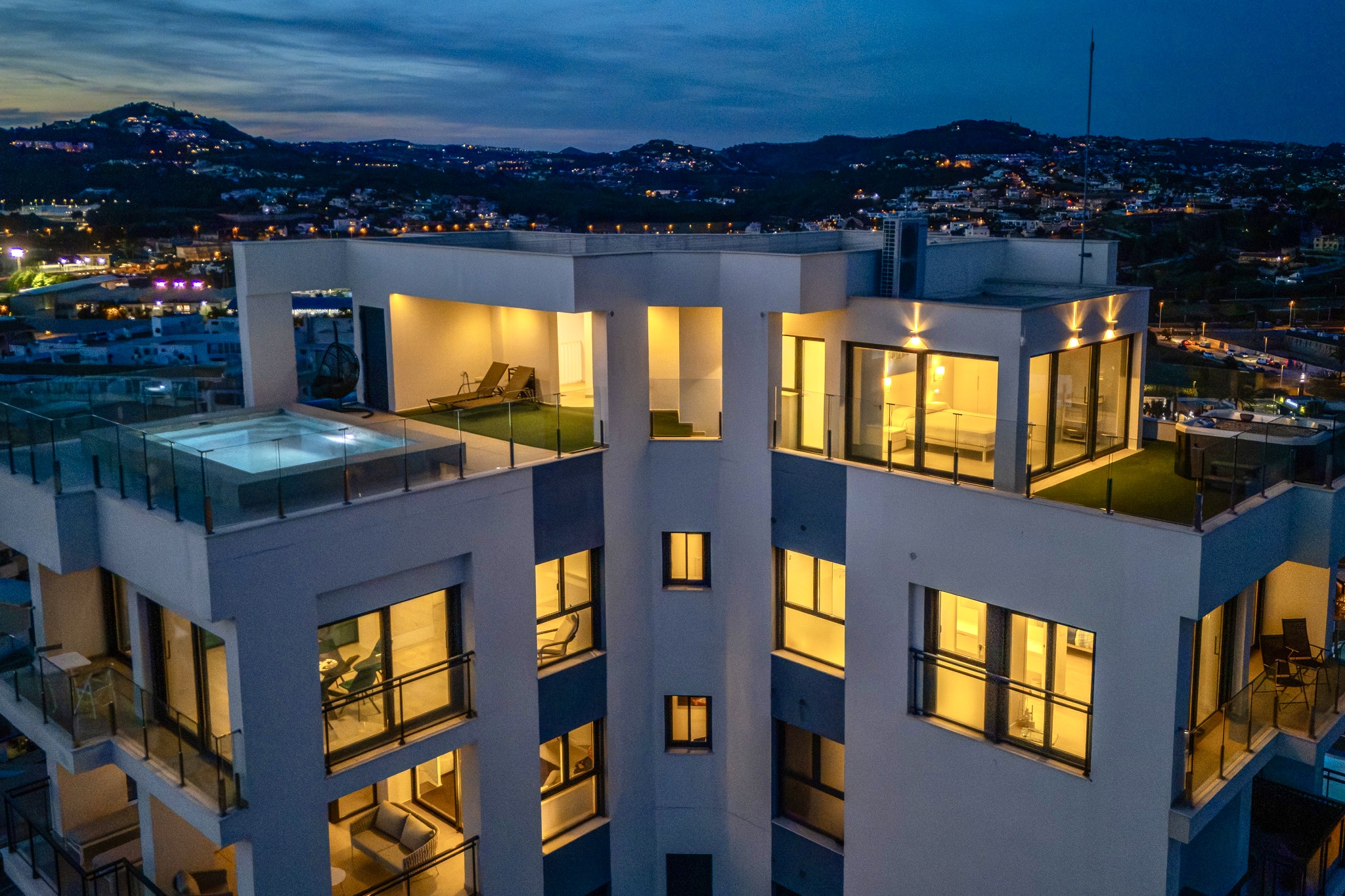 1434NS - Penthouse in Arenal, Calpe — Duplex mit Dachpool und Meerblick