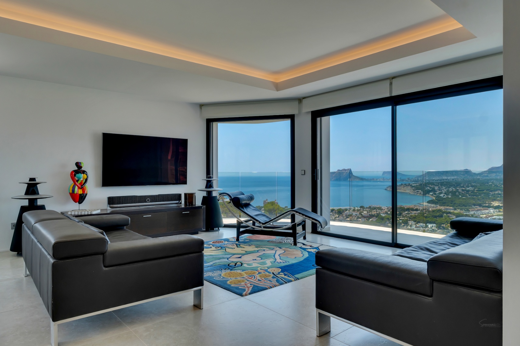 12717DR - Villa entièrement rénovée avec vue panoramique sur la mer à El Portet.