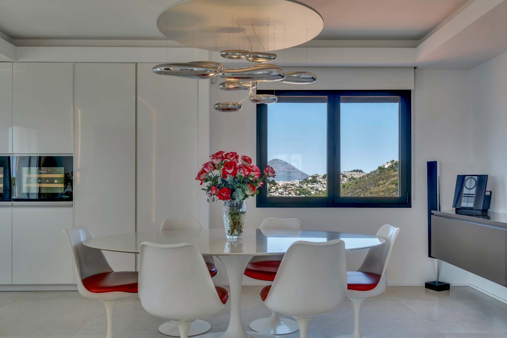 12717DR - Villa entièrement rénovée avec vue panoramique sur la mer à El Portet.