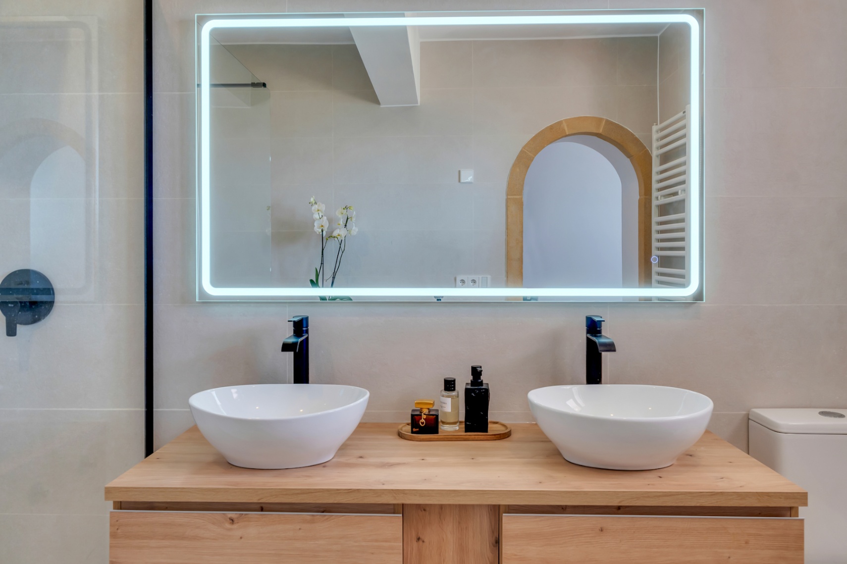 12717DR - Villa entièrement rénovée avec vue panoramique sur la mer à El Portet.