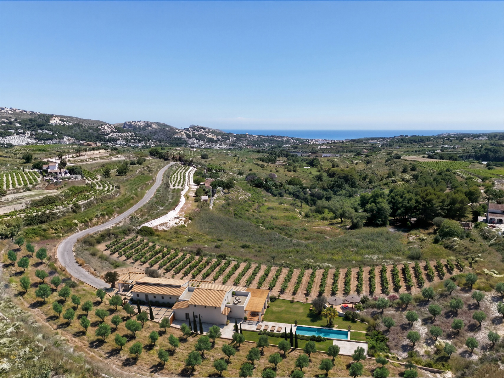 12729DA - Finca de obra nueva exclusiva con vista al mar, tranquilidad y espacio en Moraira.