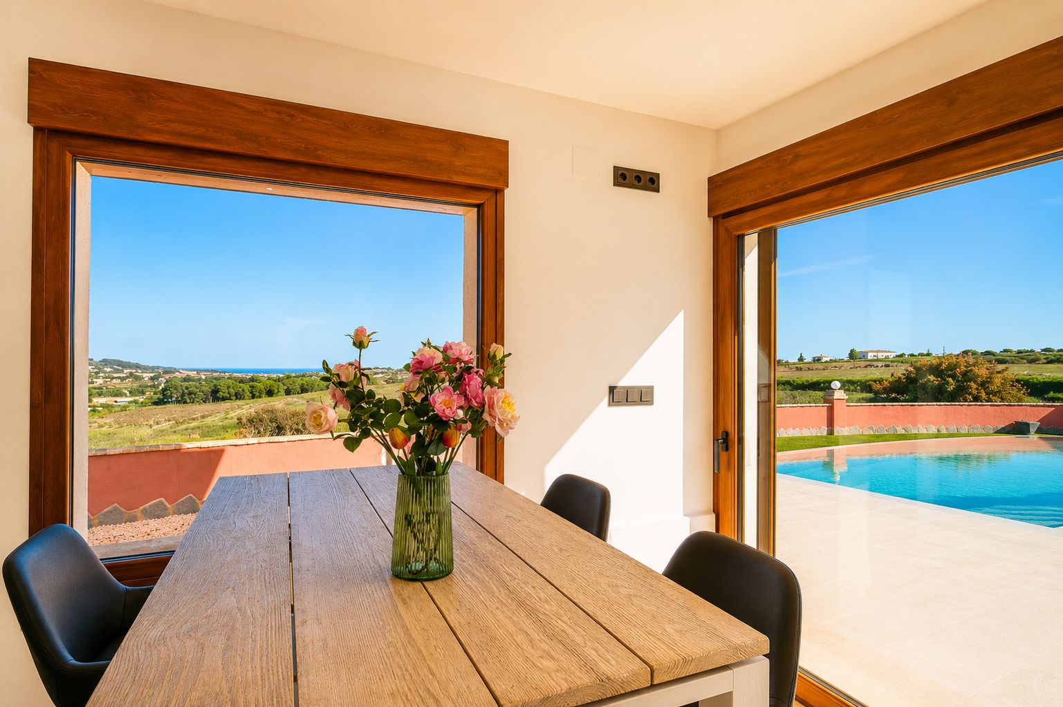 12732NS - Finca con mucho encanto, vistas al mar, privacidad y piscina climatizada cerca de Moraira.