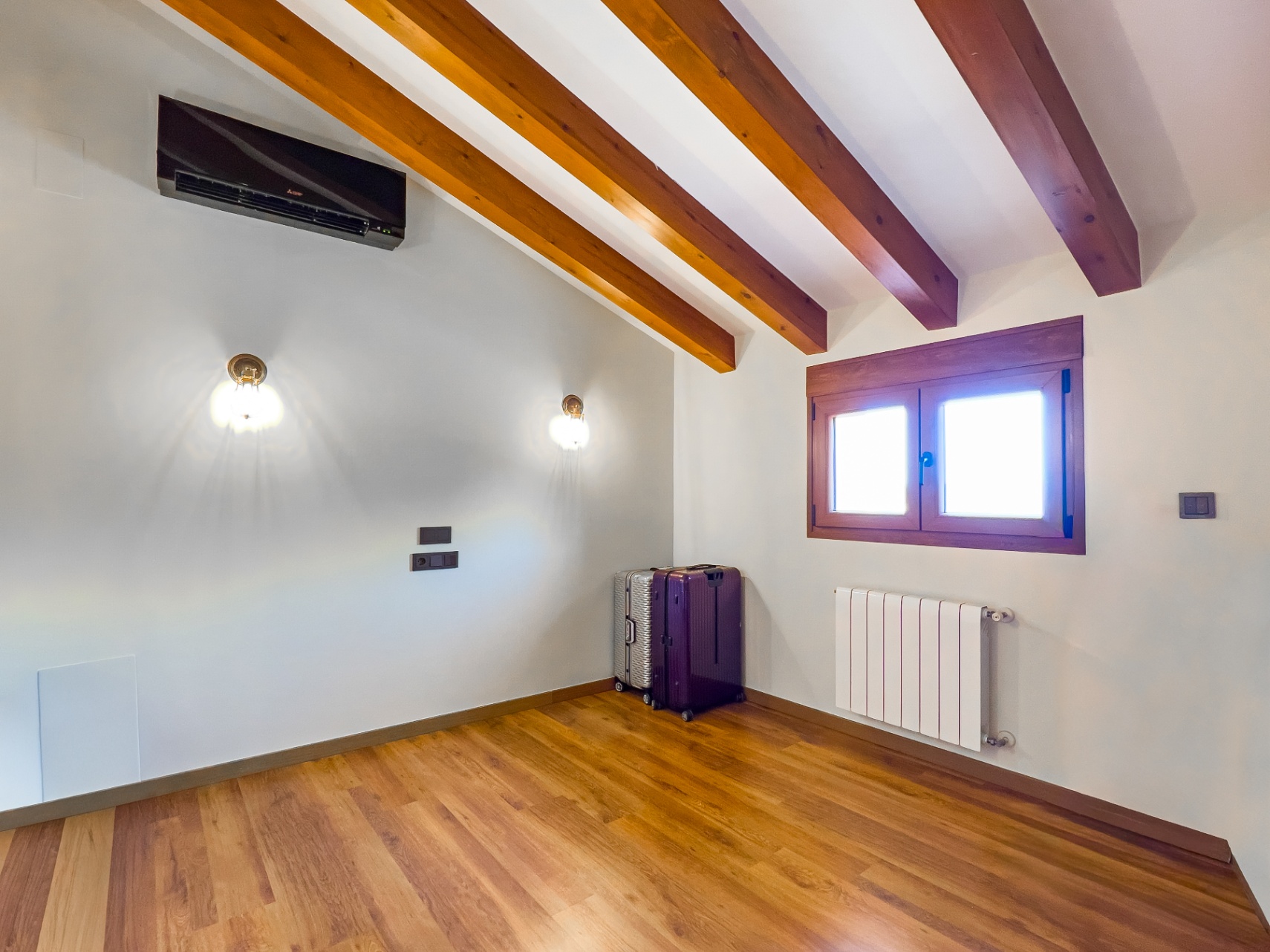 12732NS - Finca con mucho encanto, vistas al mar, privacidad y piscina climatizada cerca de Moraira.