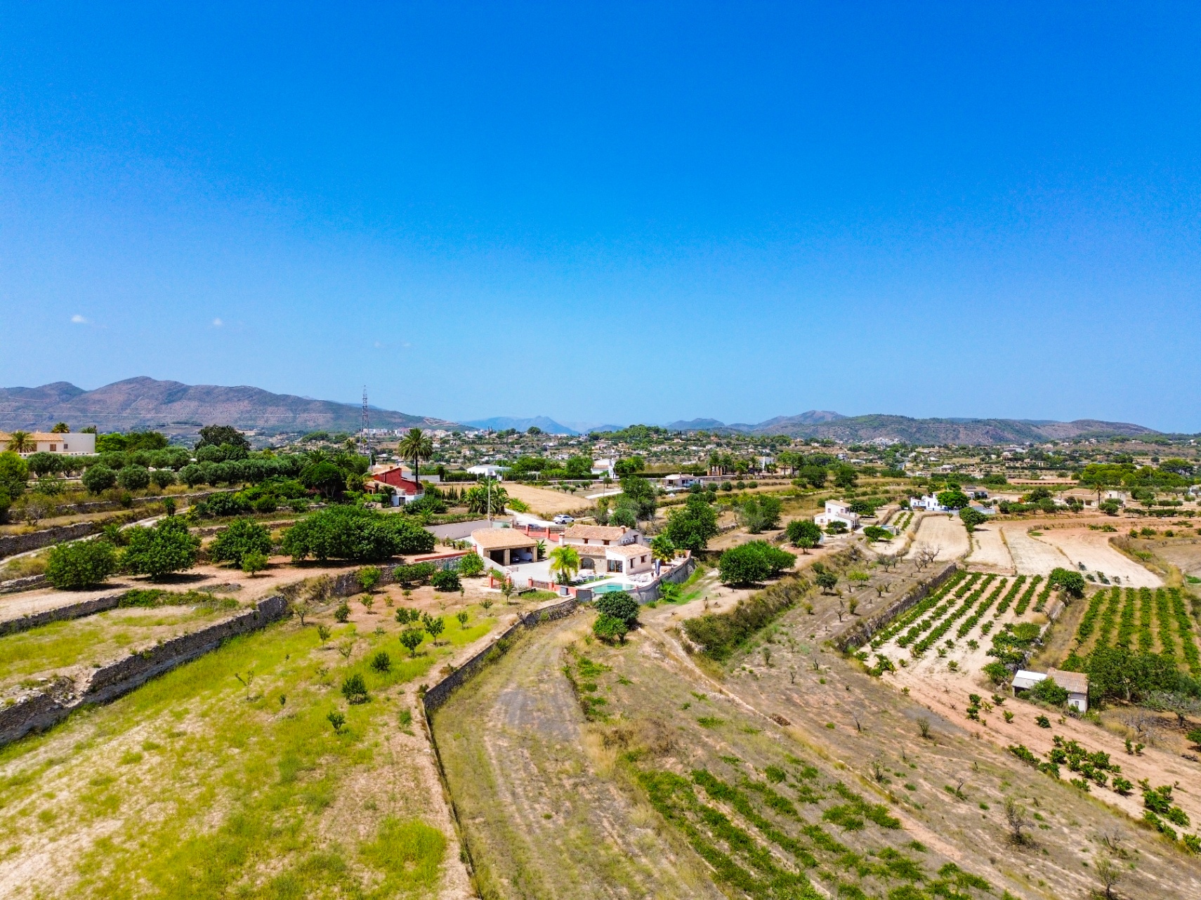 12732NS - Finca con mucho encanto, vistas al mar, privacidad y piscina climatizada cerca de Moraira.