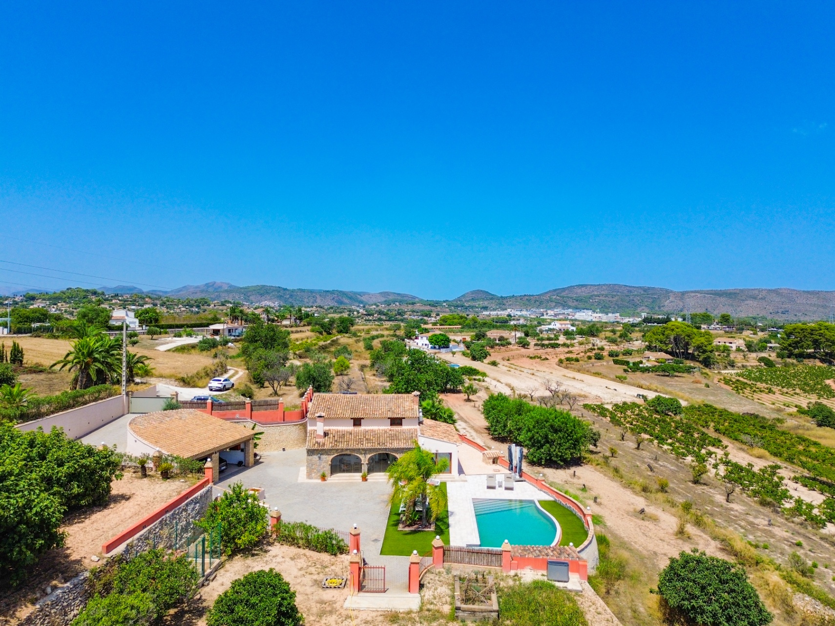 12732NS - Finca con mucho encanto, vistas al mar, privacidad y piscina climatizada cerca de Moraira.