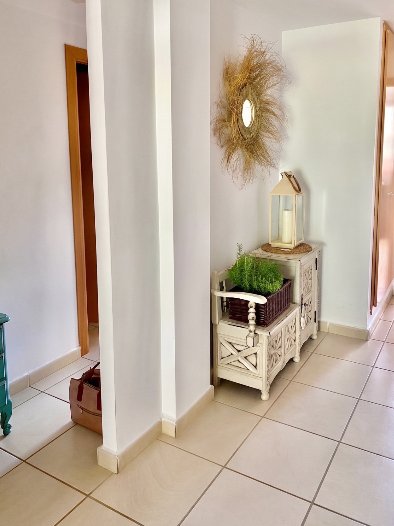 12734DR - Light apartment with two bedrooms, a private rooftop terrace, and mountain views in Parcent.