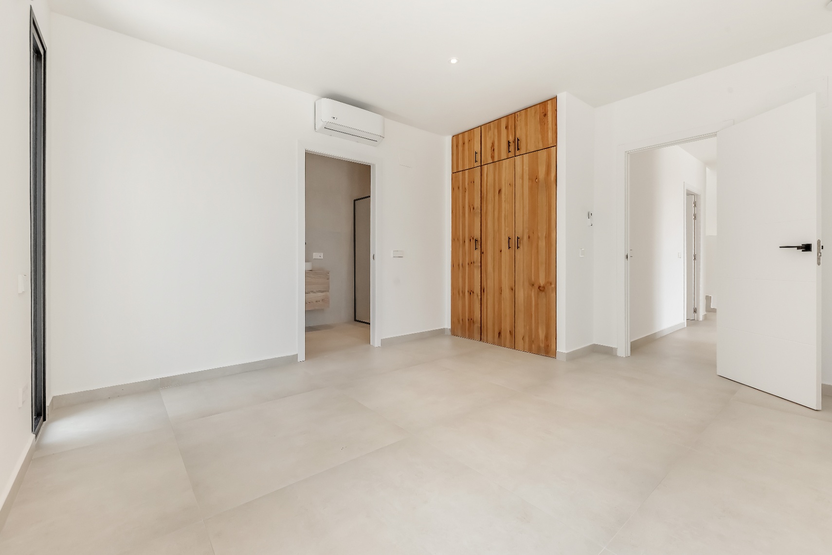 12735NS - Luxe Villa im Ibiza-Stil zu verkaufen in Moraira mit panoramischem Meerblick