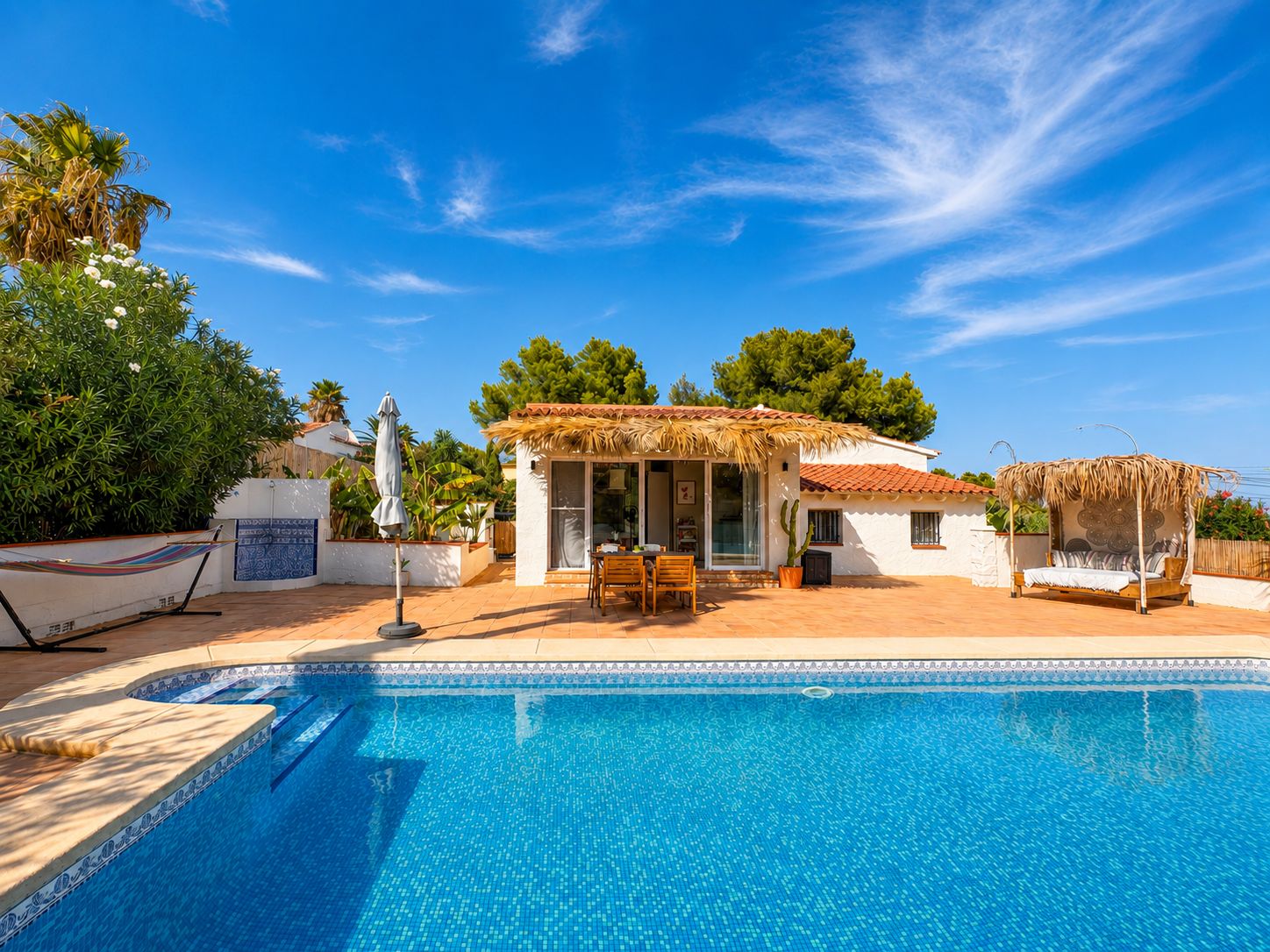 1440DR - Renovierte Villa mit Unabhängigem Gästestudio in Puerto Azul, La Nucía