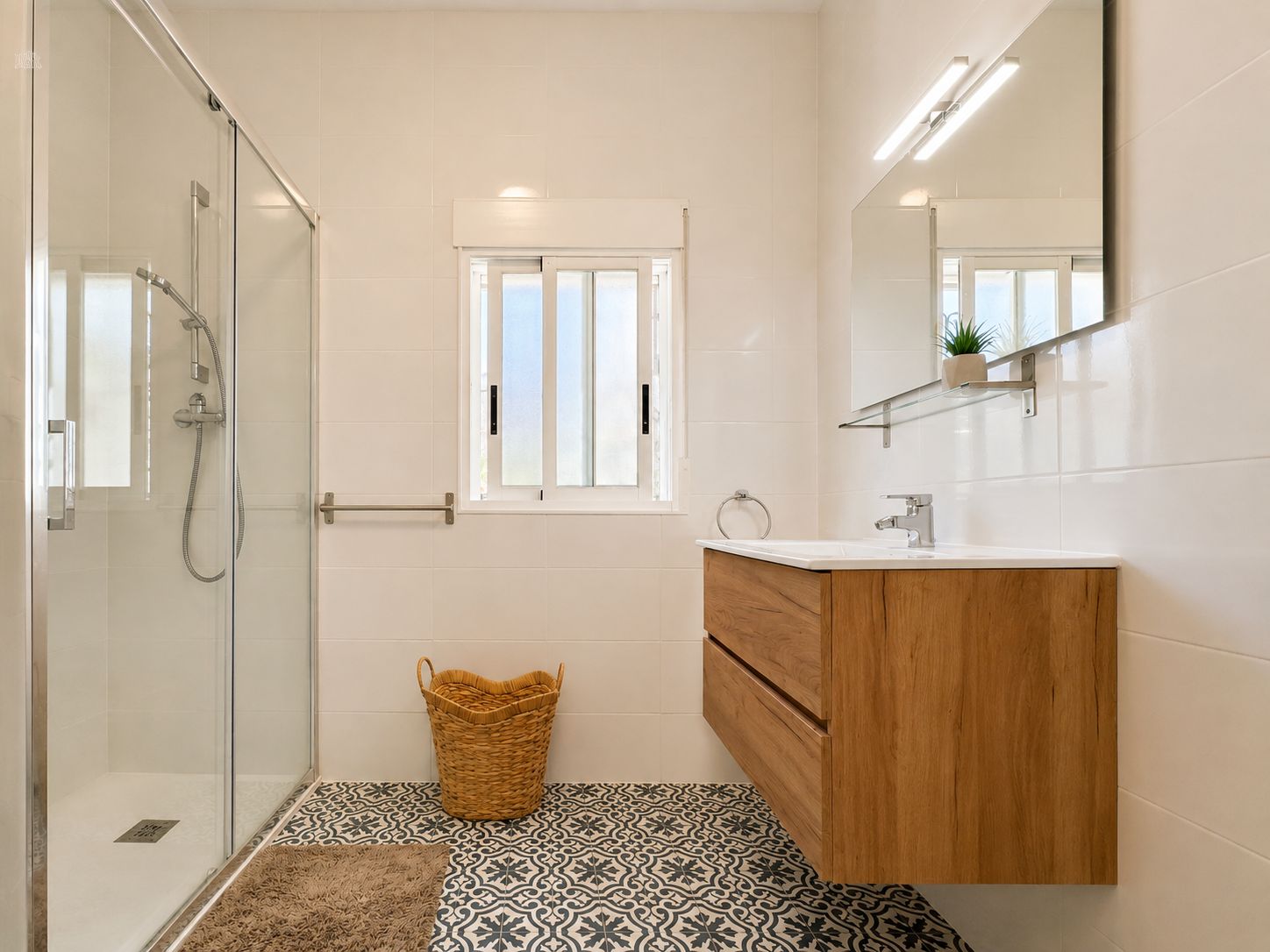 1440DR - Renovierte Villa mit Unabhängigem Gästestudio in Puerto Azul, La Nucía