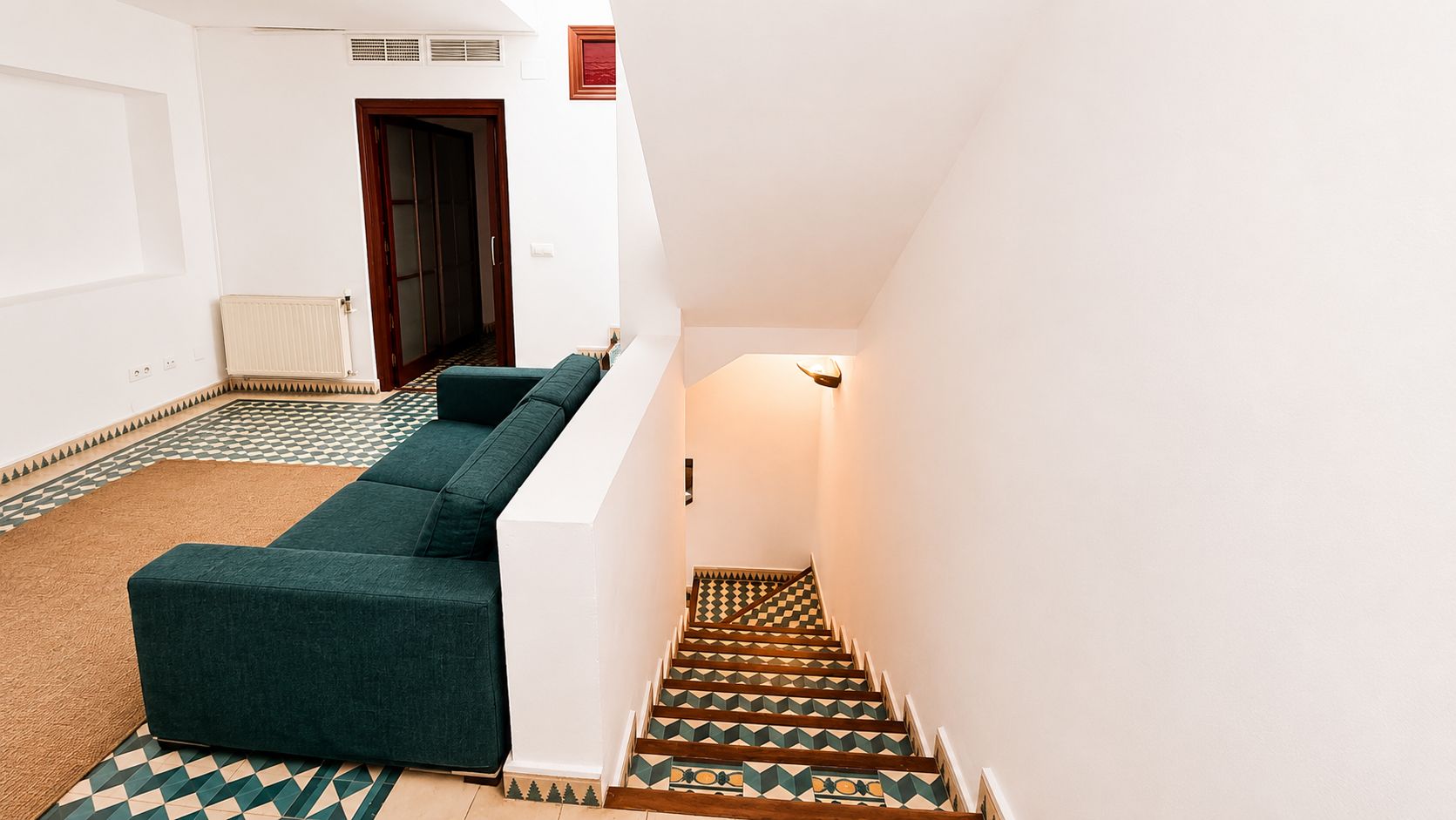 Characterful house directly by the sea in La Olla, Altea