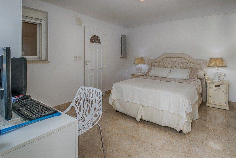 1007DA - Magnífica villa situada en una urbanización tranquila en la Nucía