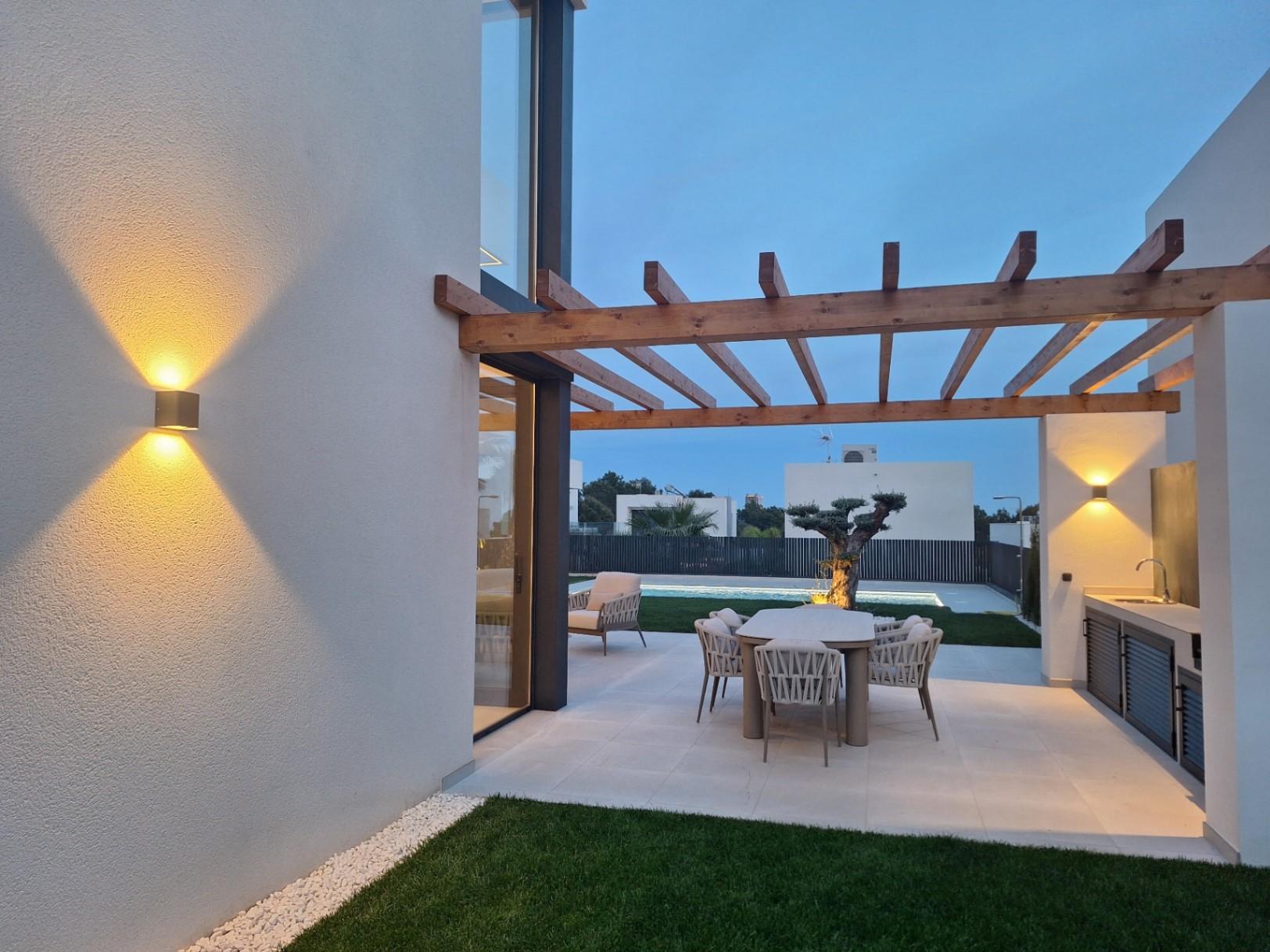 1047DA - Villas modernas de nueva construcción en Finestrat